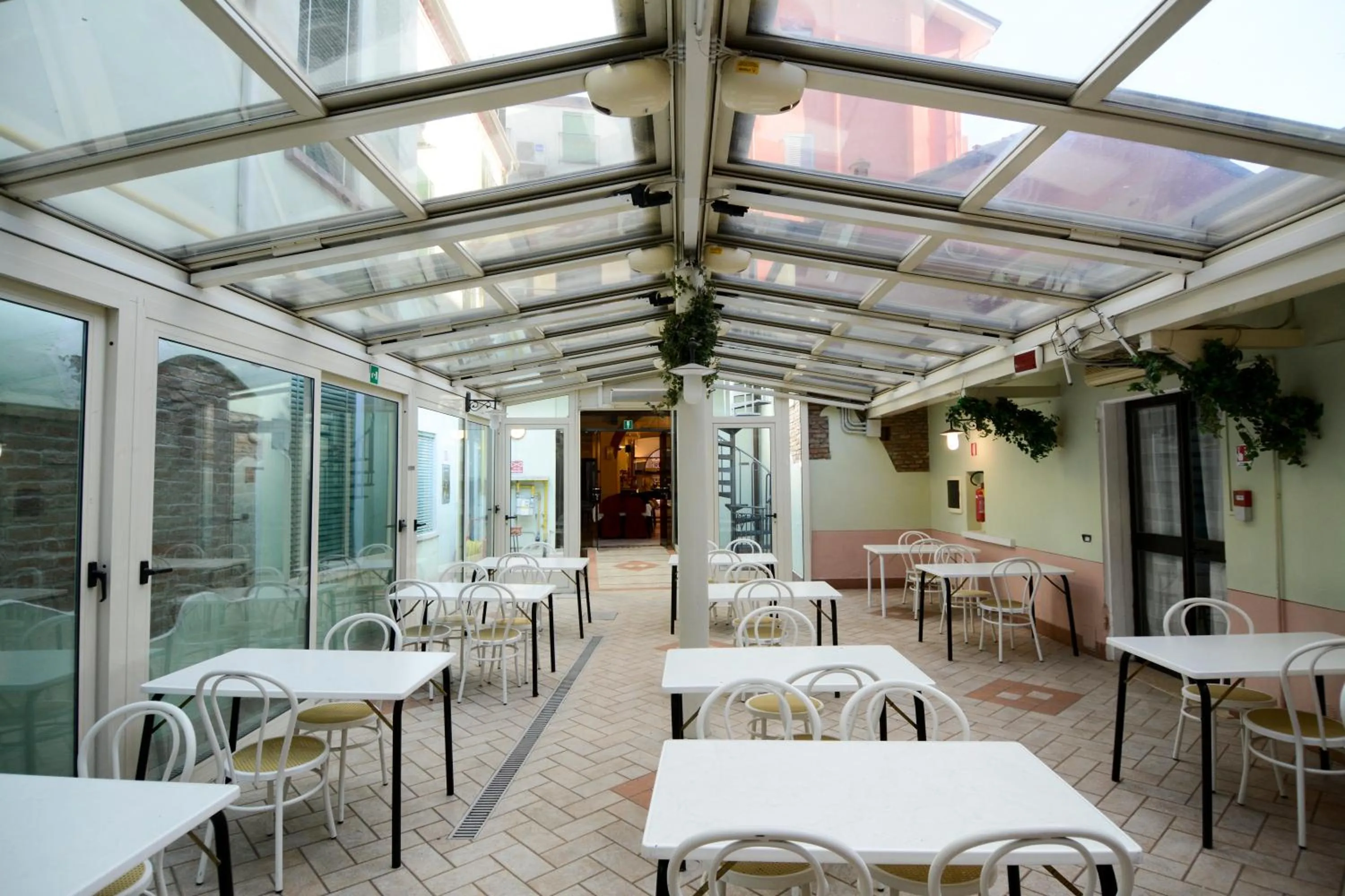 Breakfast in Hotel Mantegna Stazione, MantegnaHotels