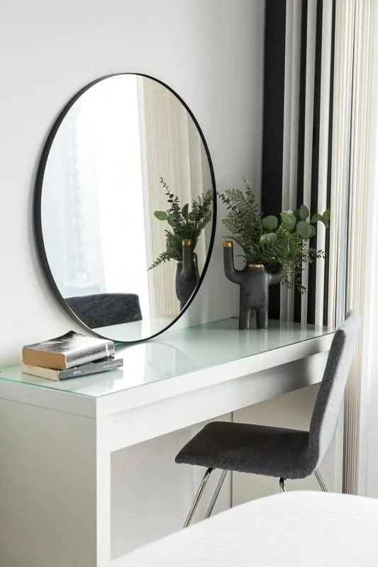 Frank Porter - Index Tower