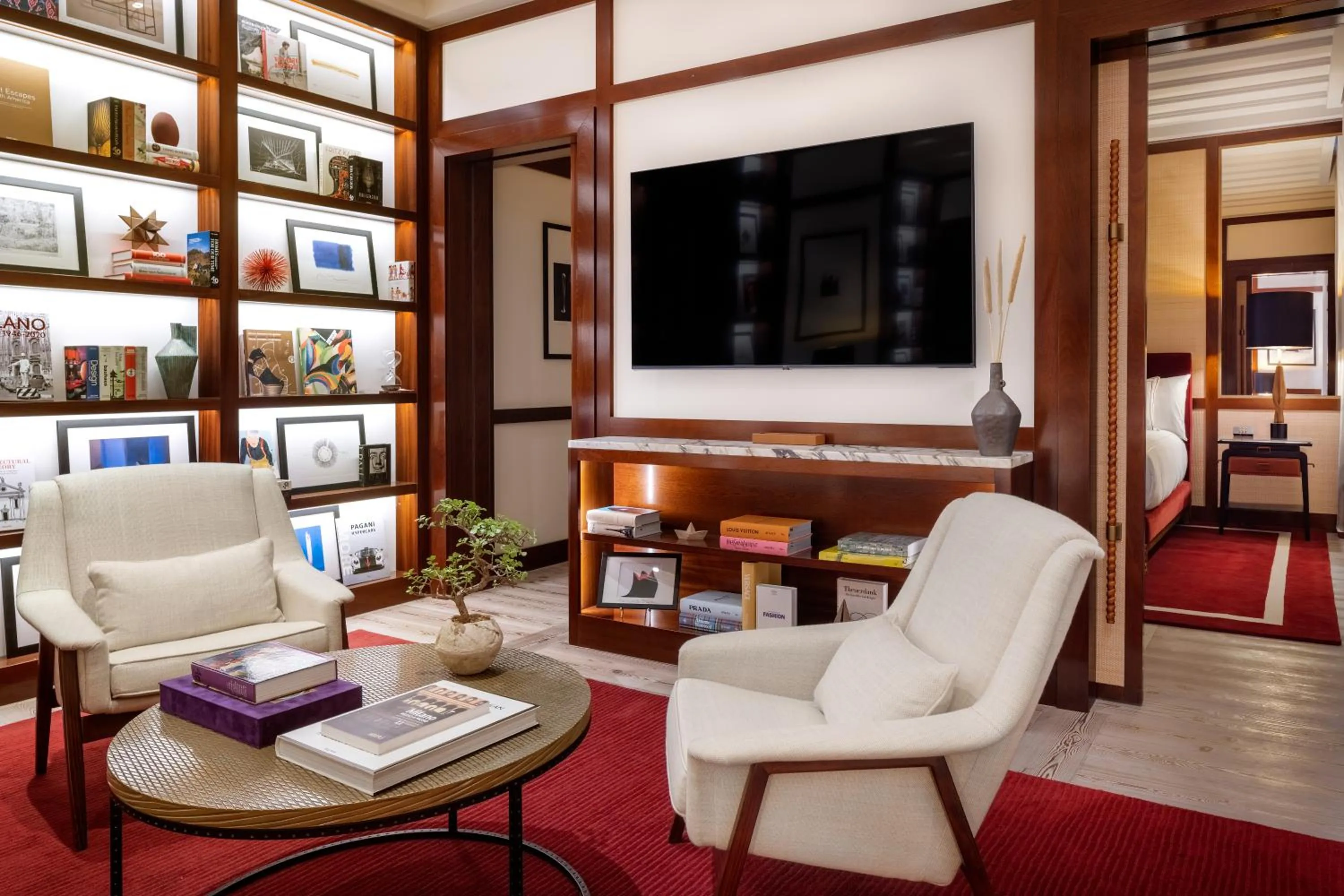 Library in Portrait Milano - Lungarno Collection