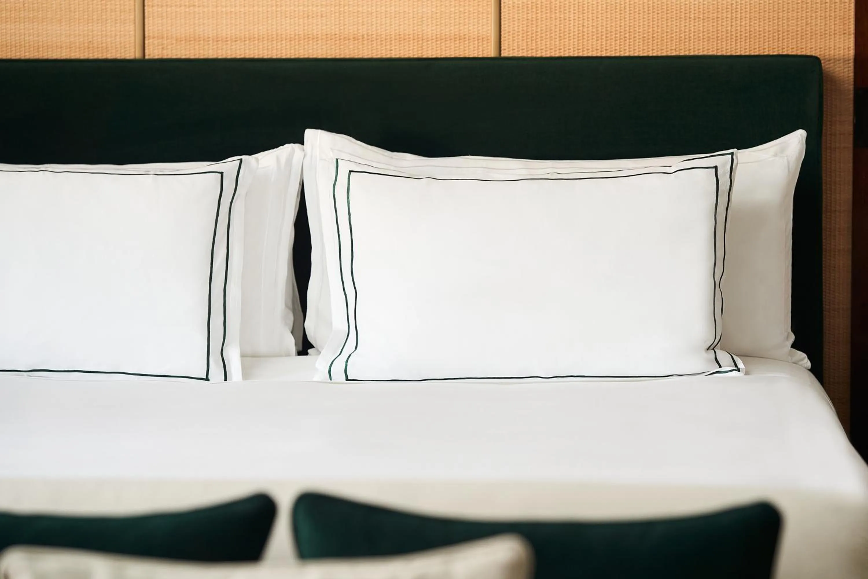 Bed in Portrait Milano - Lungarno Collection