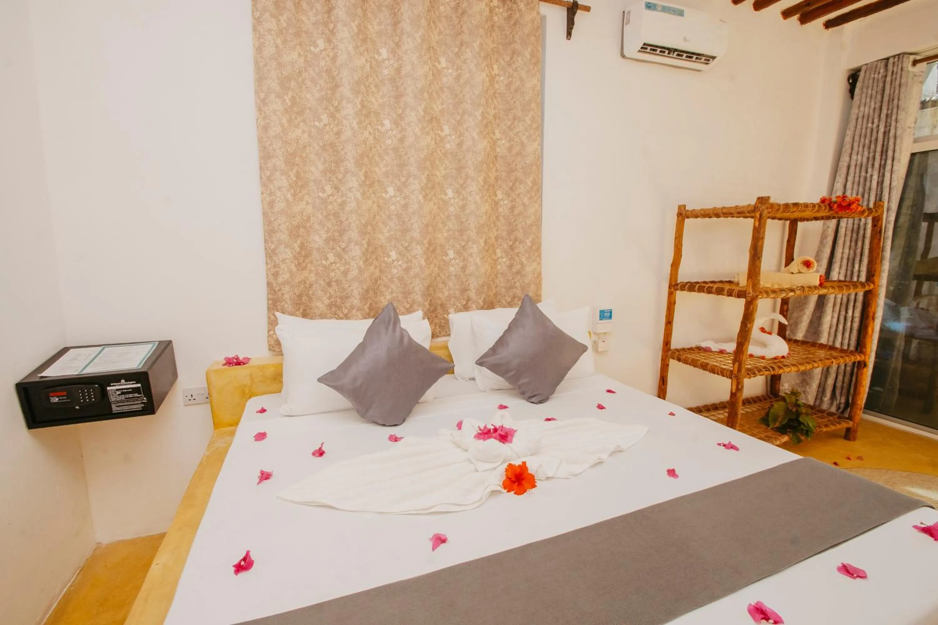 Bed in Equalia Rose Hotel