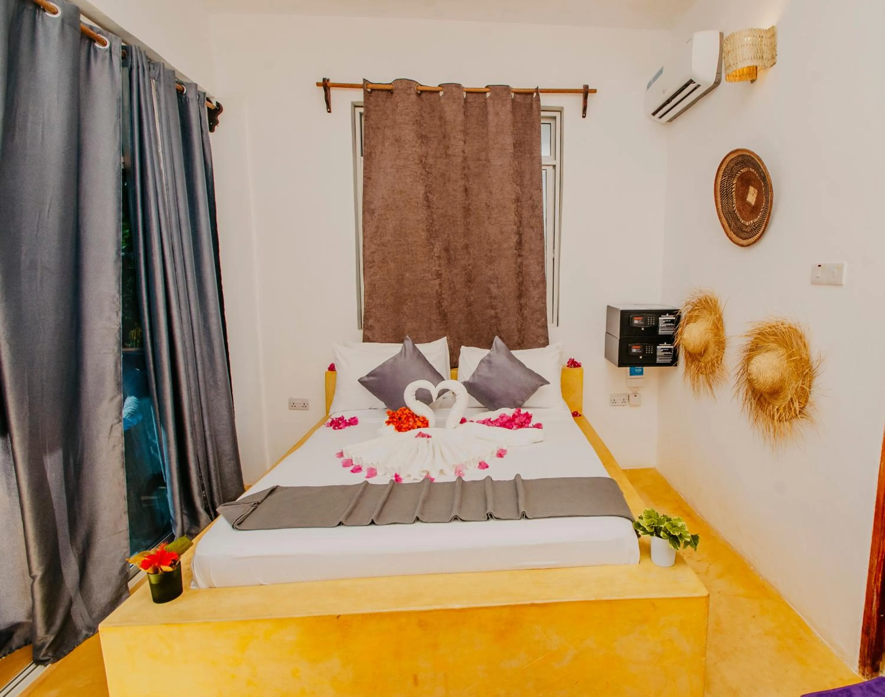 Bed in Equalia Rose Hotel