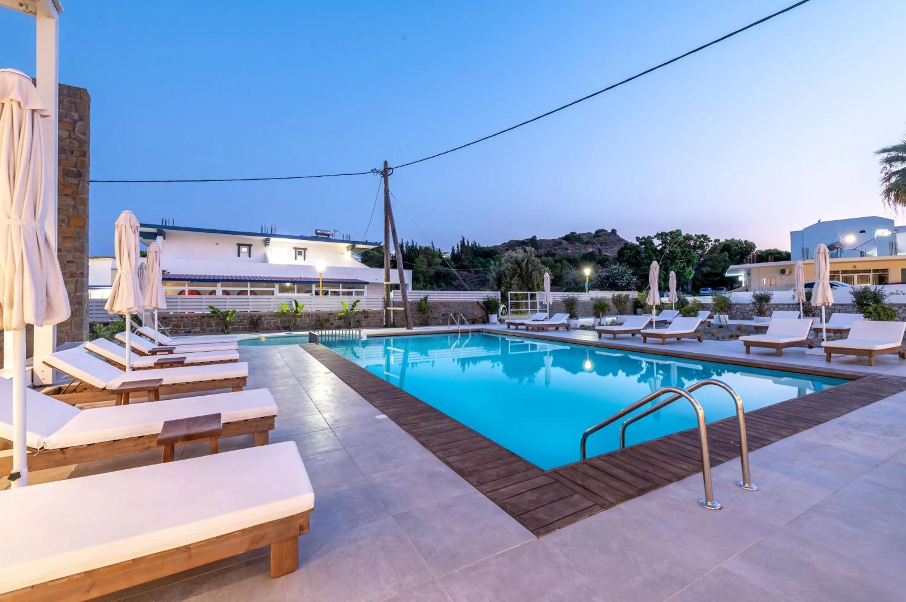 Swimming pool in Kellys Luxury Apartments