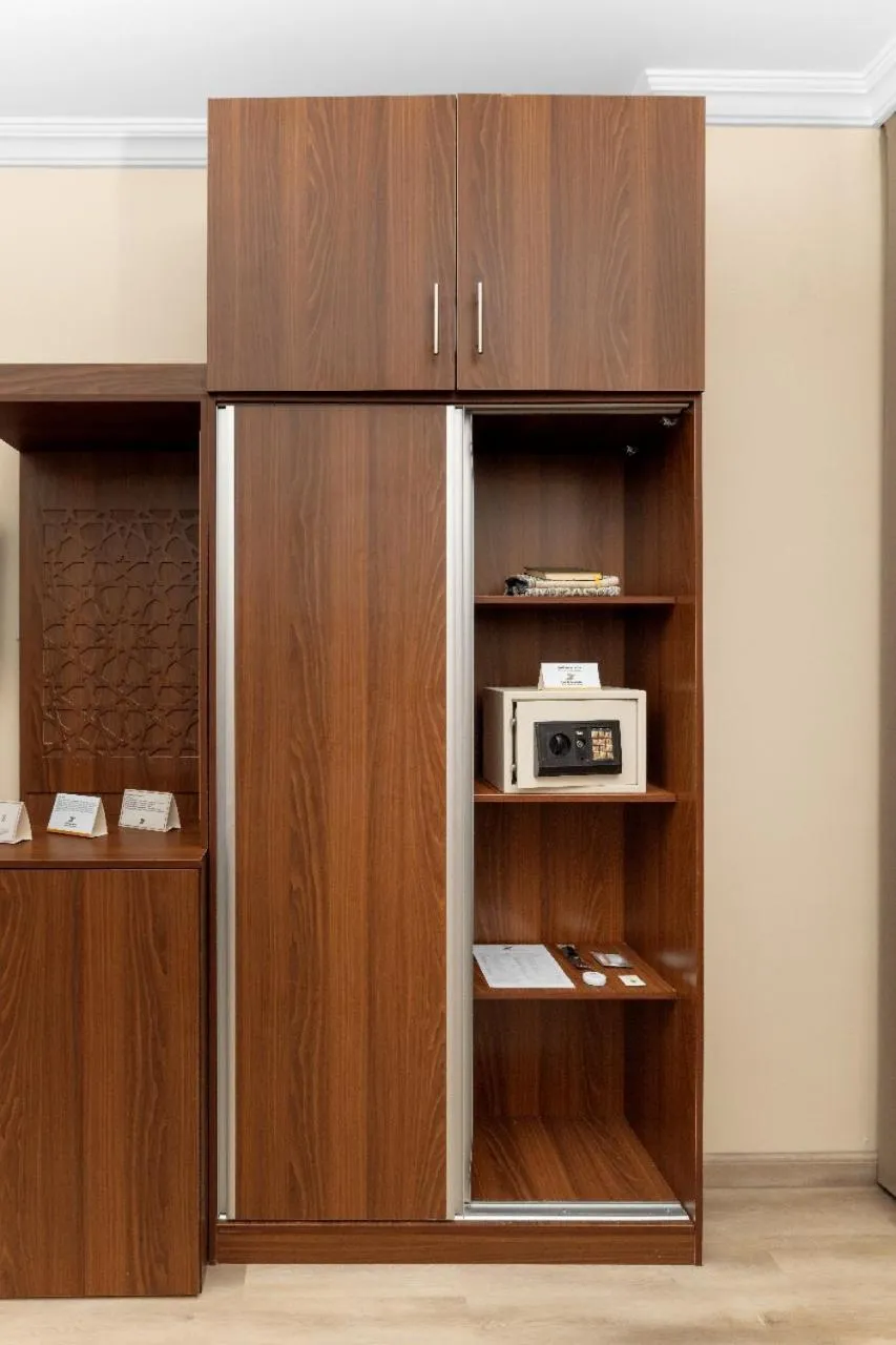 Deyar Al Eiman Hotel