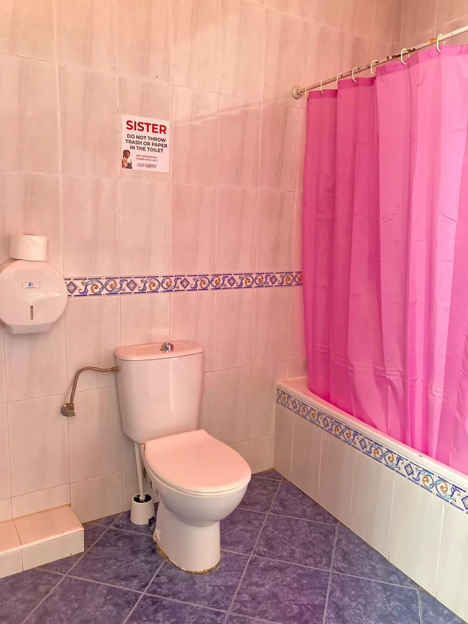 Bathroom in Arc House Mezquita - Only adults