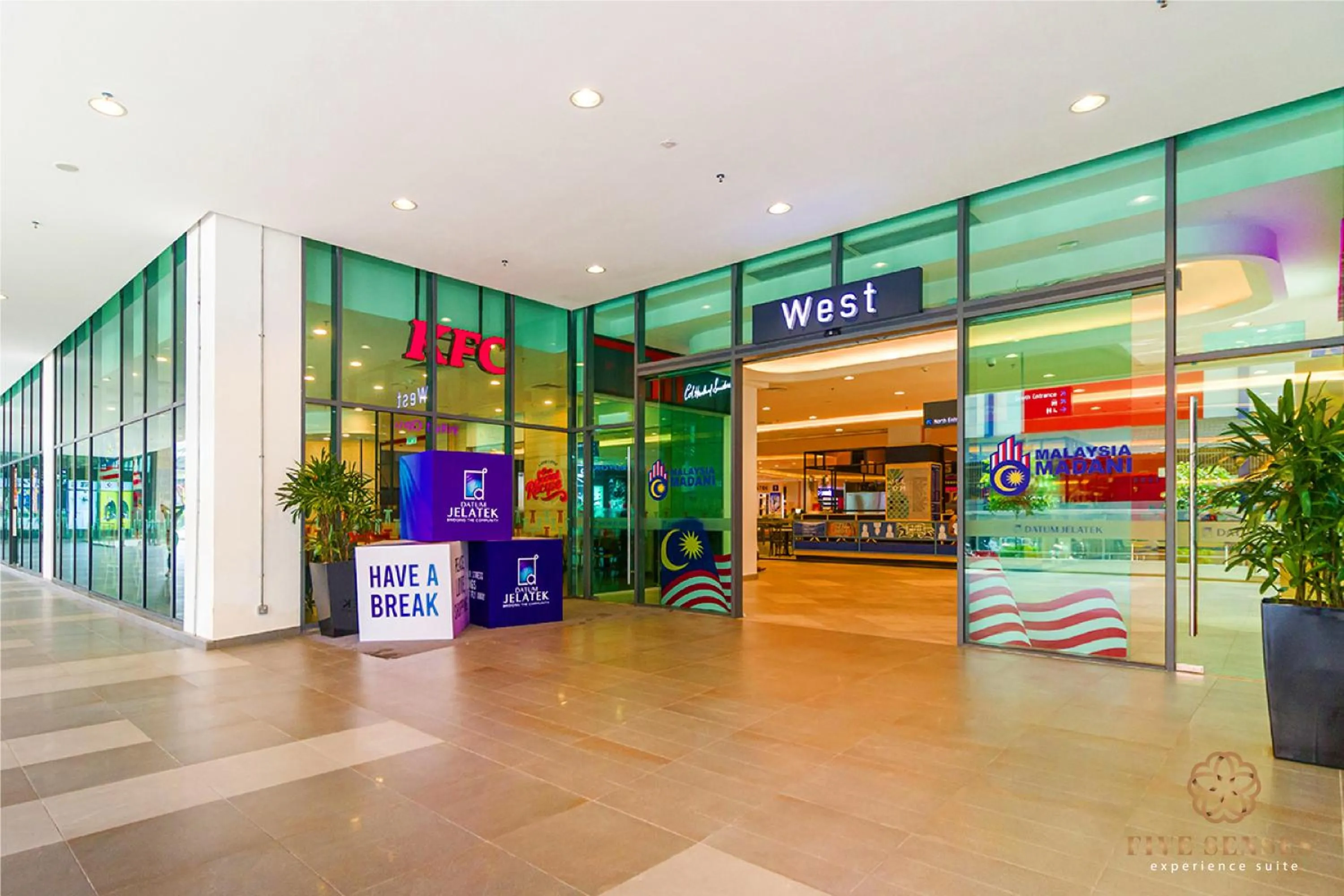 Shopping Area in Datum Jelatek Sky Residence KLCC, Five Senses