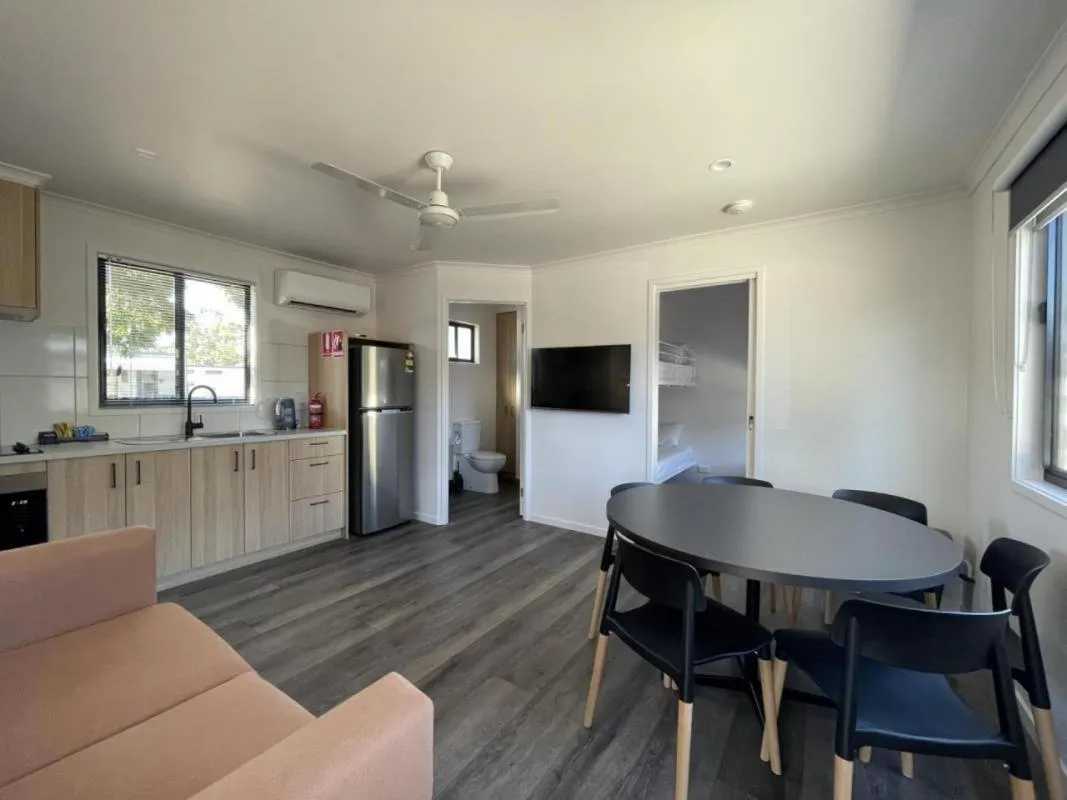 Dining area in BIG4 Bendigo Park Lane Holiday Park