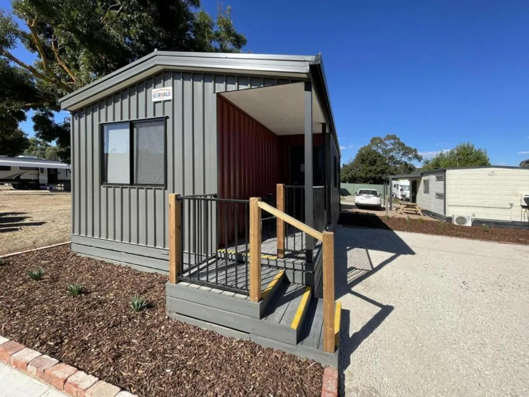 Property building in BIG4 Bendigo Park Lane Holiday Park