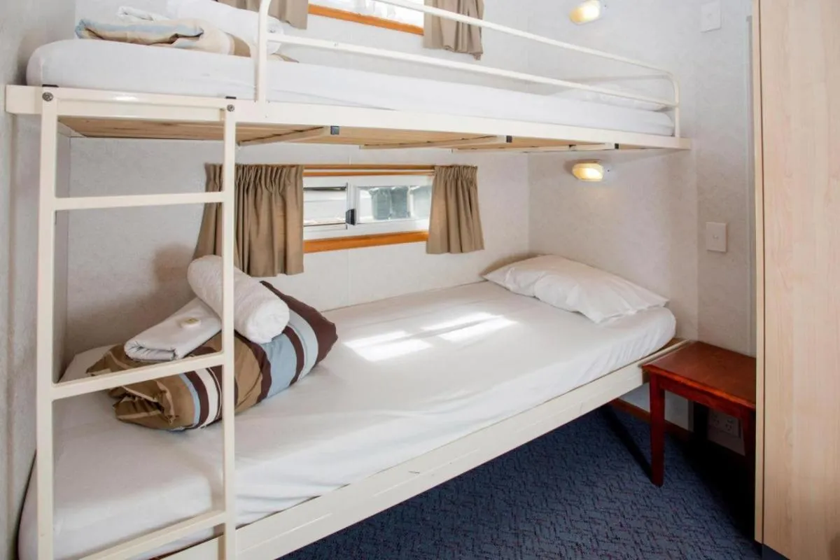 Bedroom, Bed in BIG4 Bendigo Park Lane Holiday Park