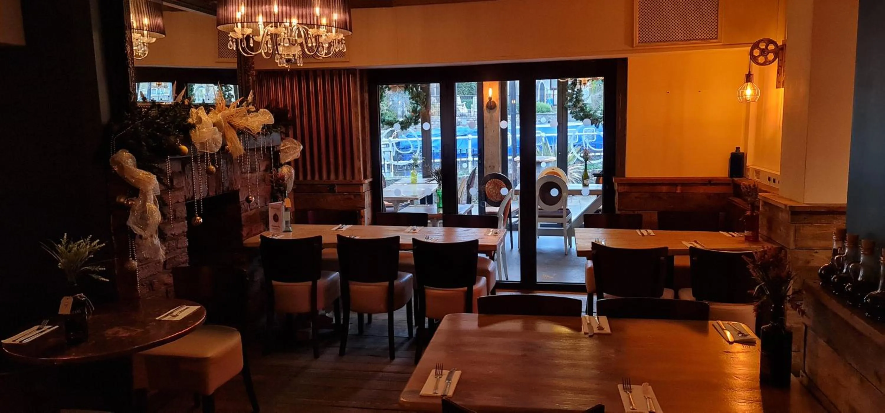 Dining area in The Waterside Bar, Rooms & Restaurant