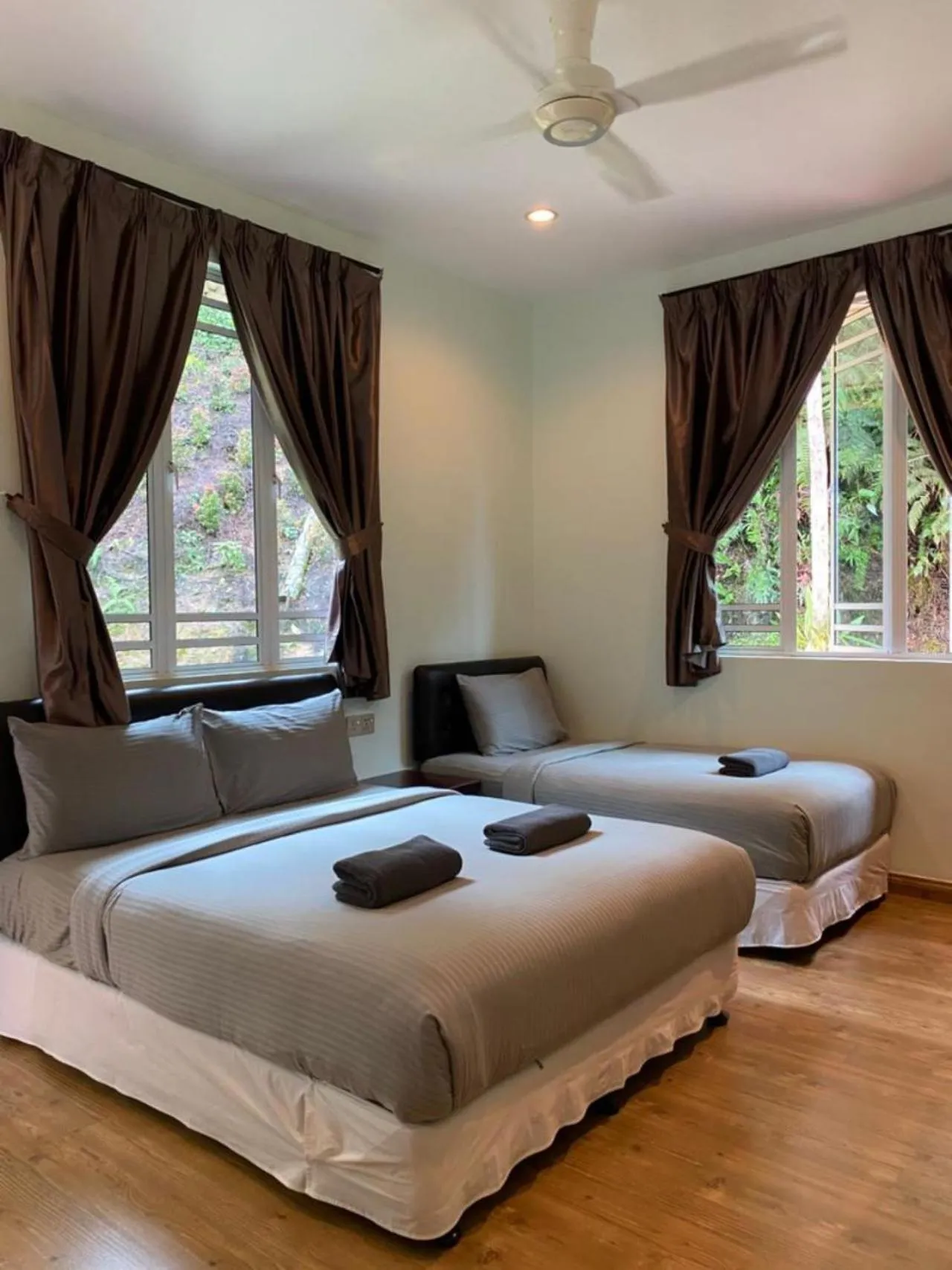 Bedroom, Bed in Highlanders Garden Guesthouse at Arundina Cameron Highlands