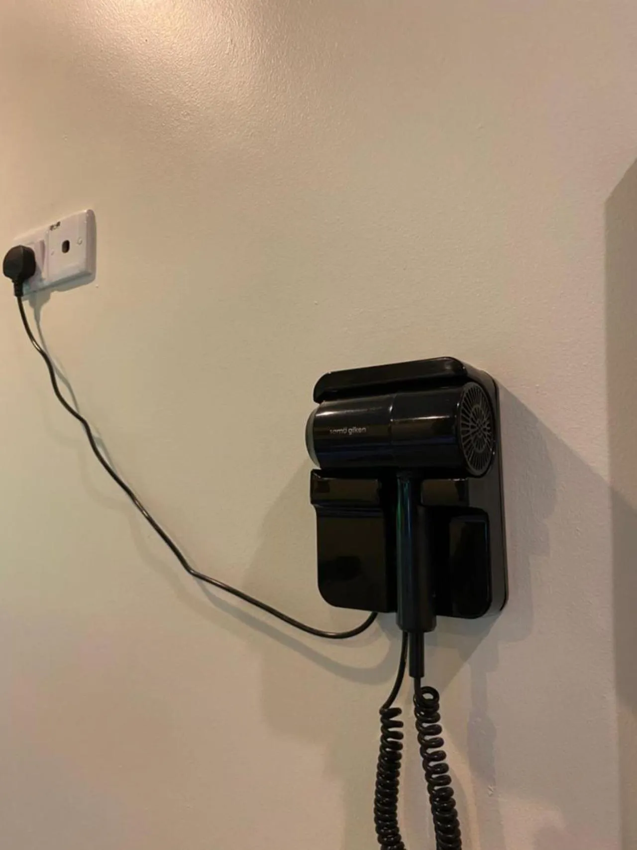 hair dryier in Highlanders Garden Guesthouse at Arundina Cameron Highlands