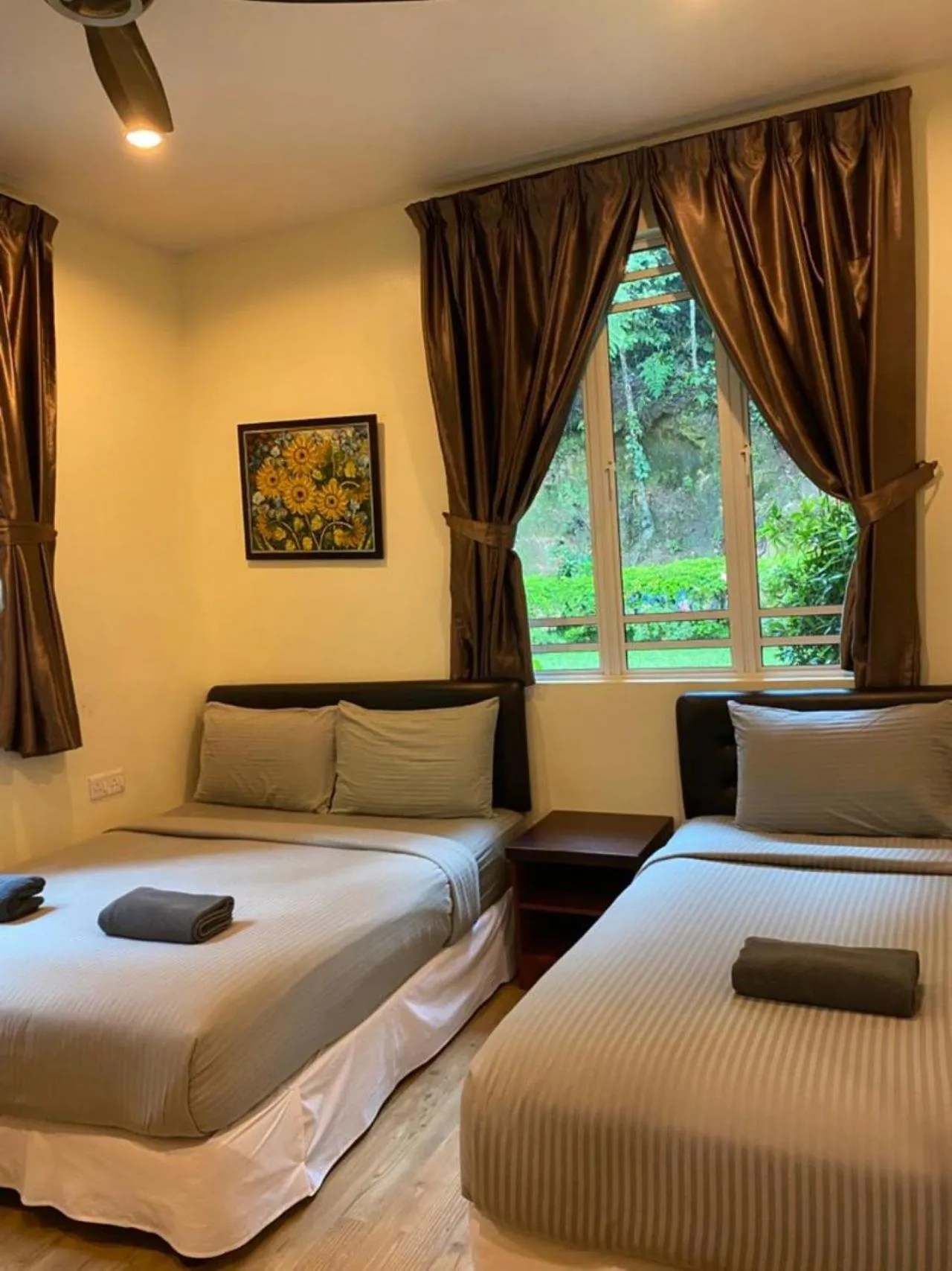 Bedroom, Bed in Highlanders Garden Guesthouse at Arundina Cameron Highlands