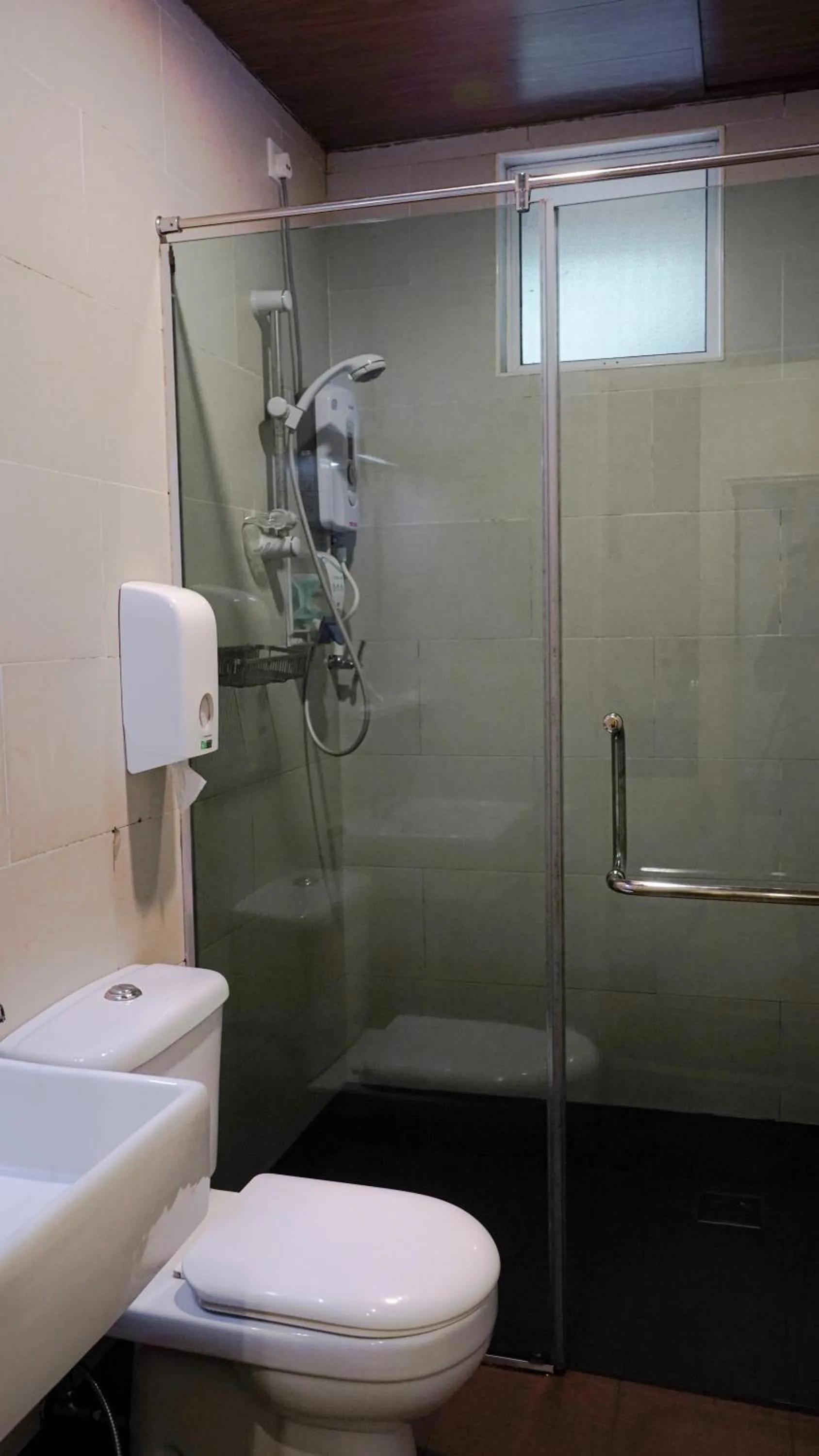 Bathroom in Highlanders Garden Guesthouse at Arundina Cameron Highlands