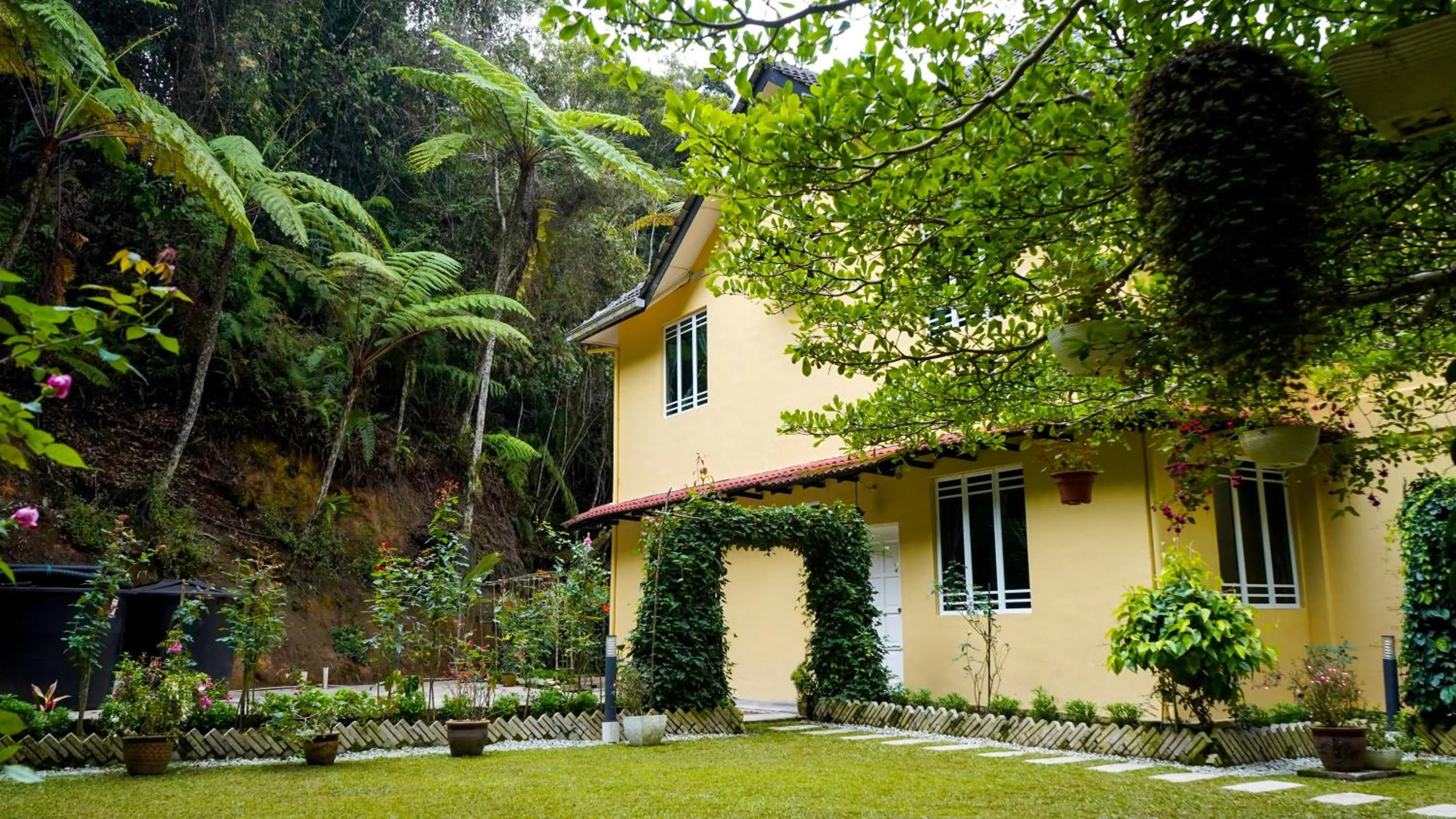 Garden in Highlanders Garden Guesthouse at Arundina Cameron Highlands