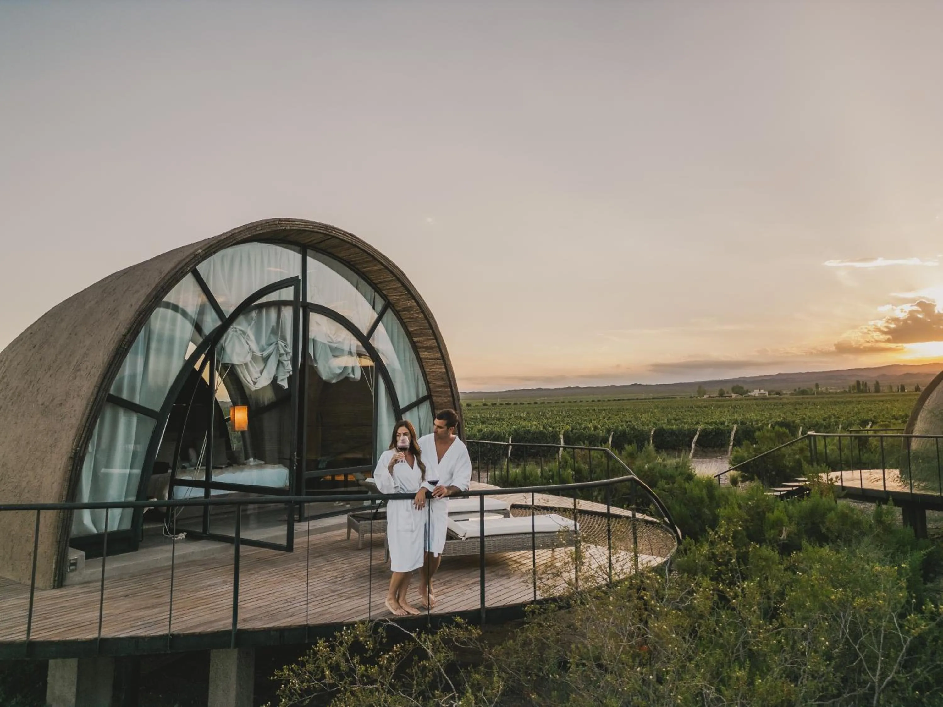 Property building in Chozos Resort