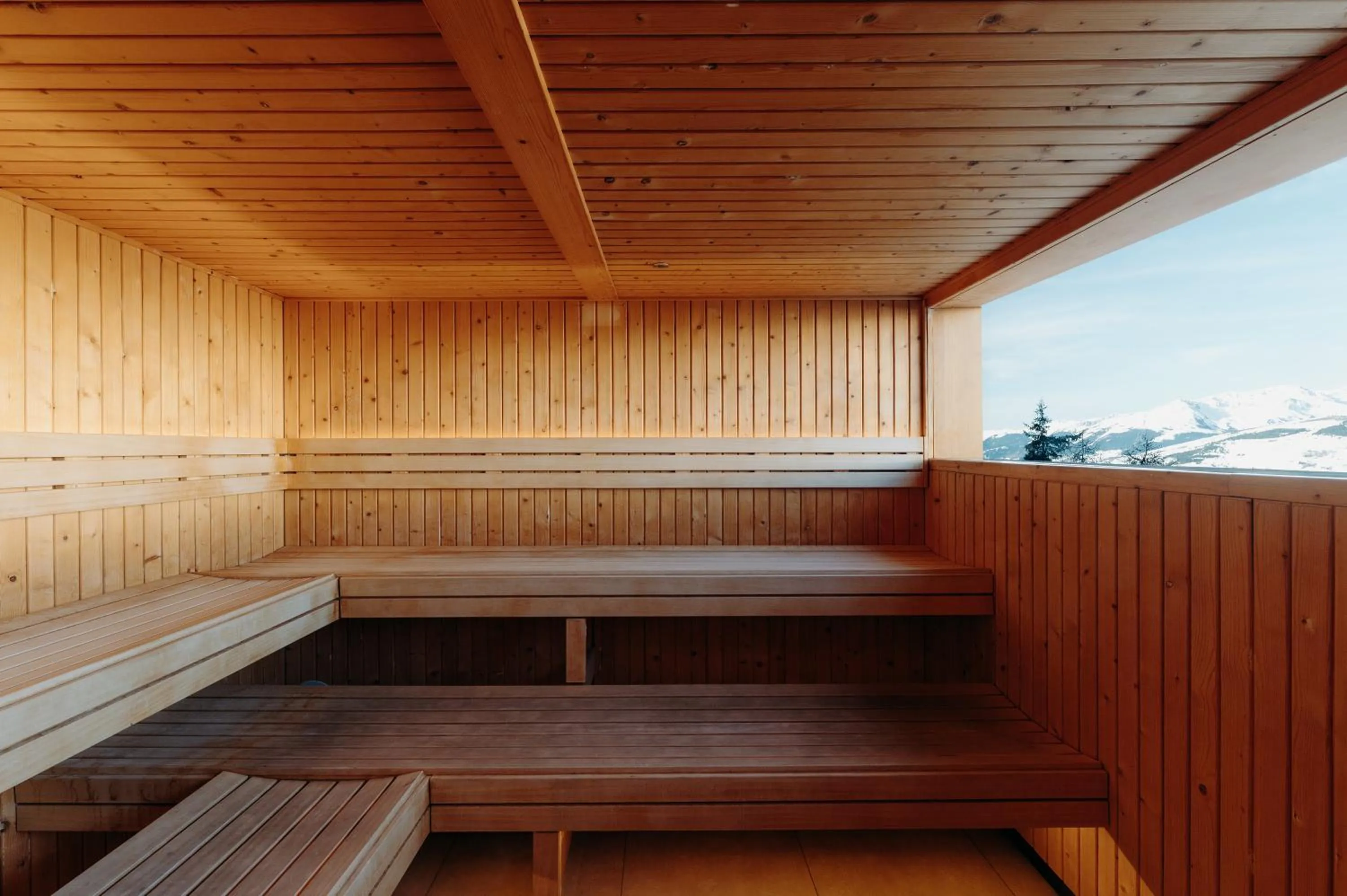 Sauna in La Cachette, Friendly Hotel & Spa