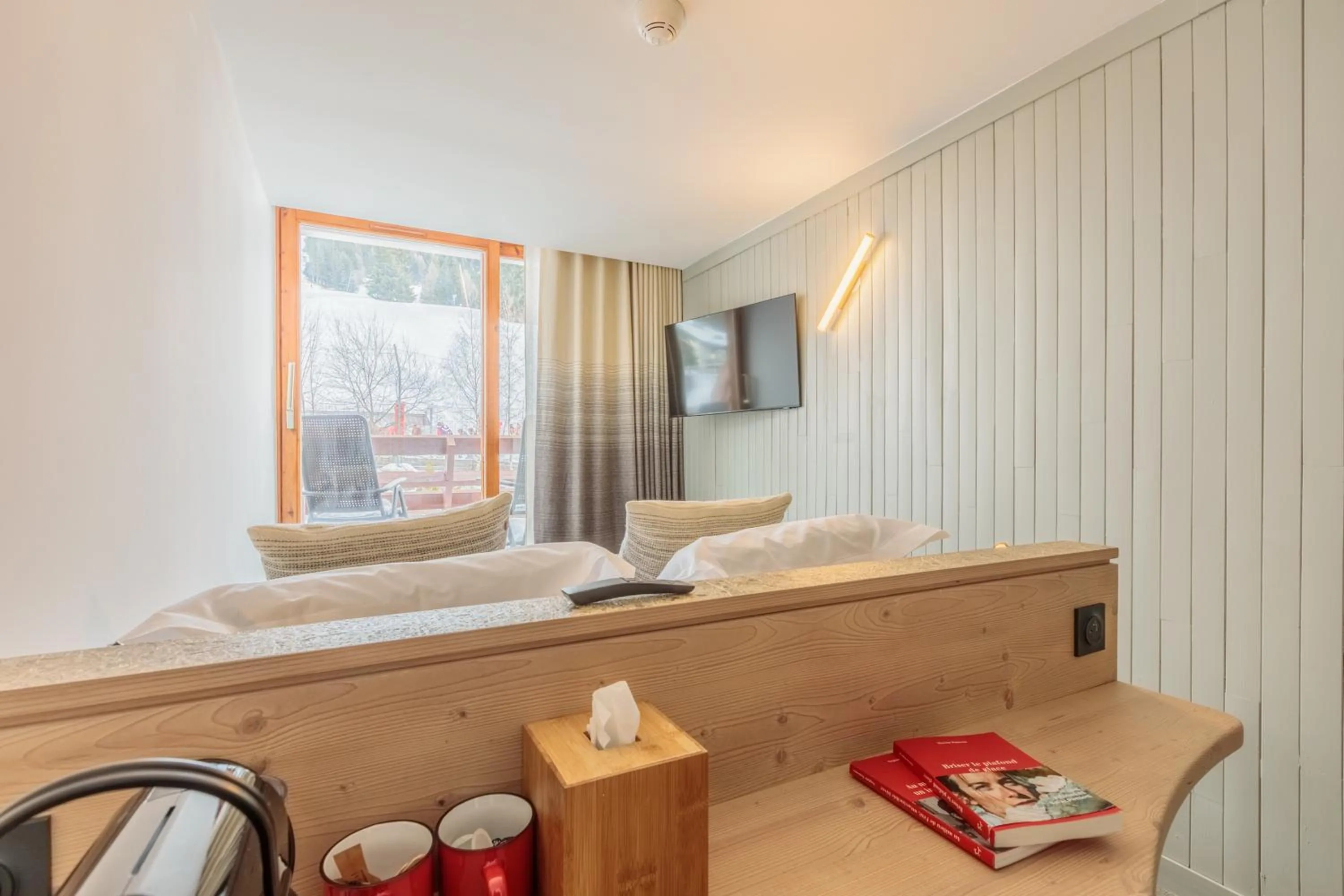 Bed in La Cachette, Friendly Hotel & Spa