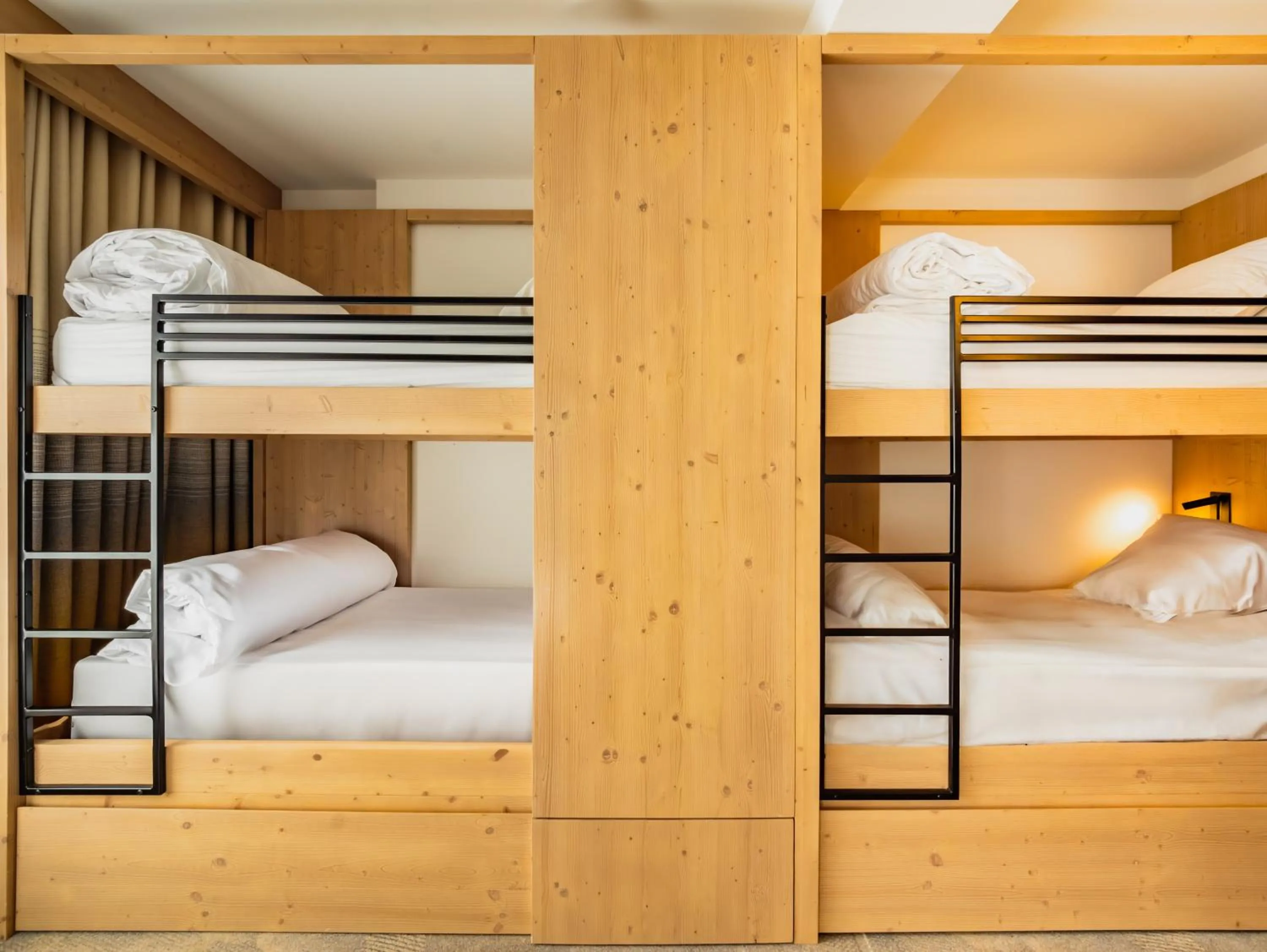 Bed in La Cachette, Friendly Hotel & Spa