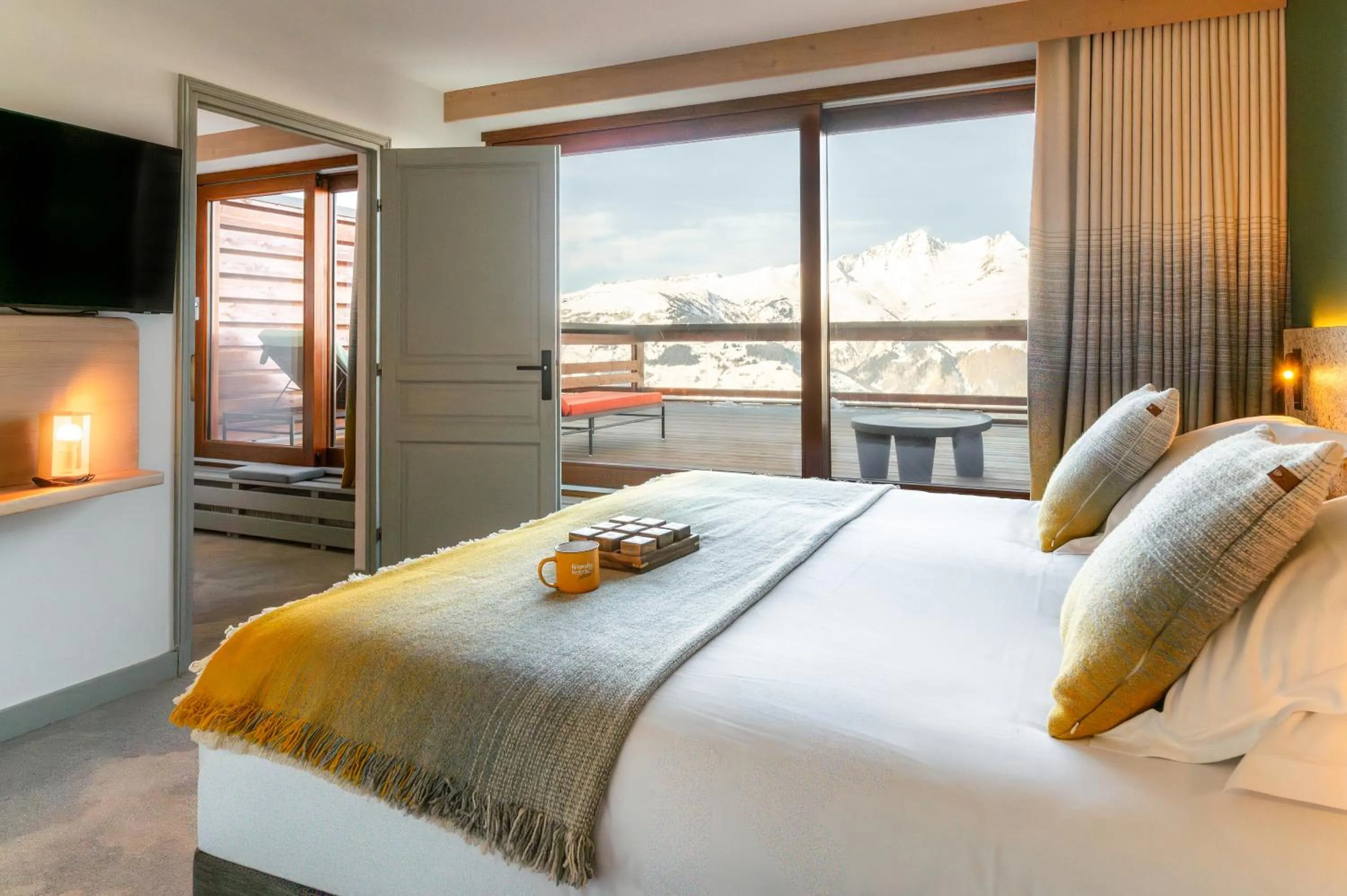 Bed in La Cachette, Friendly Hotel & Spa