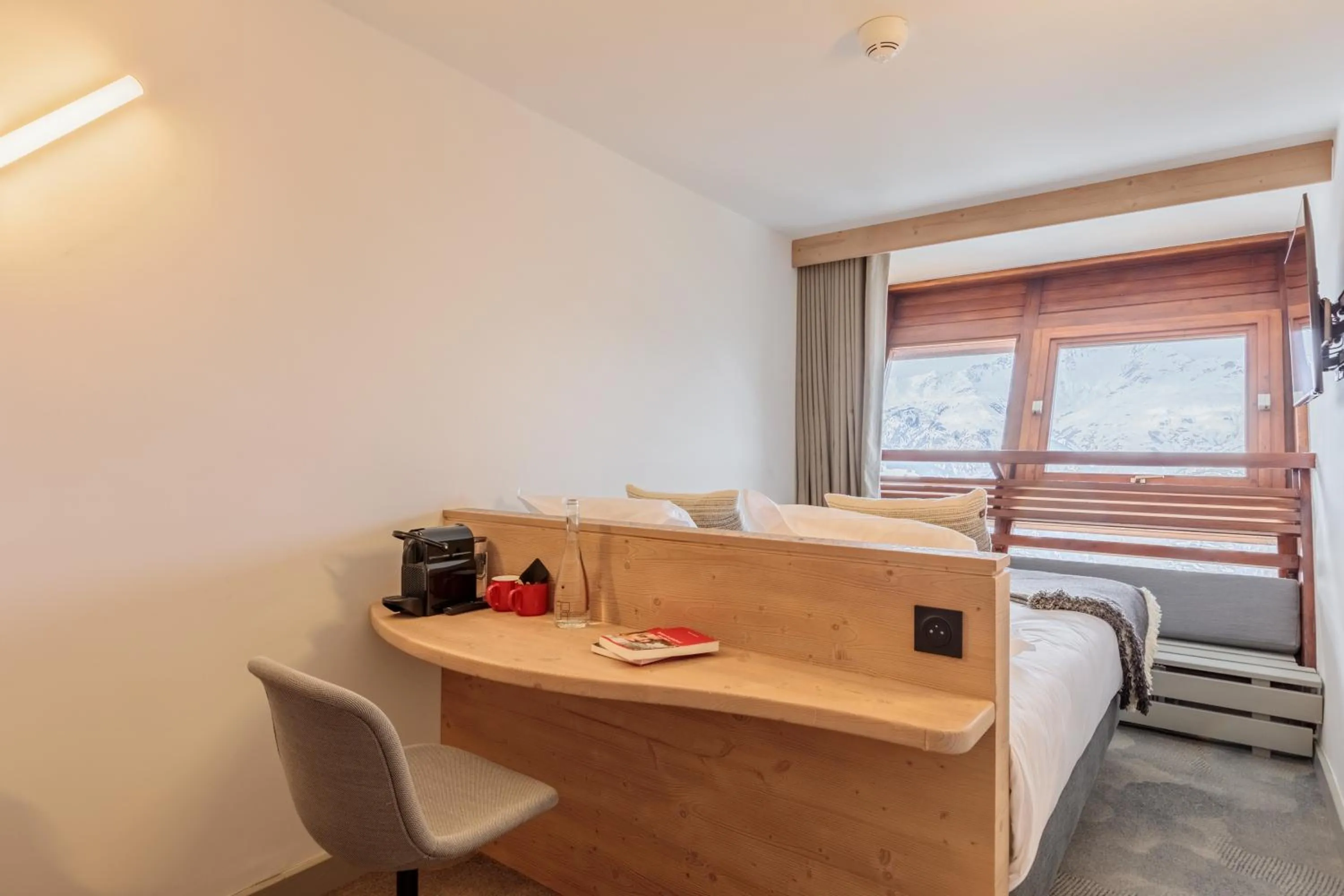 Bed in La Cachette, Friendly Hotel & Spa