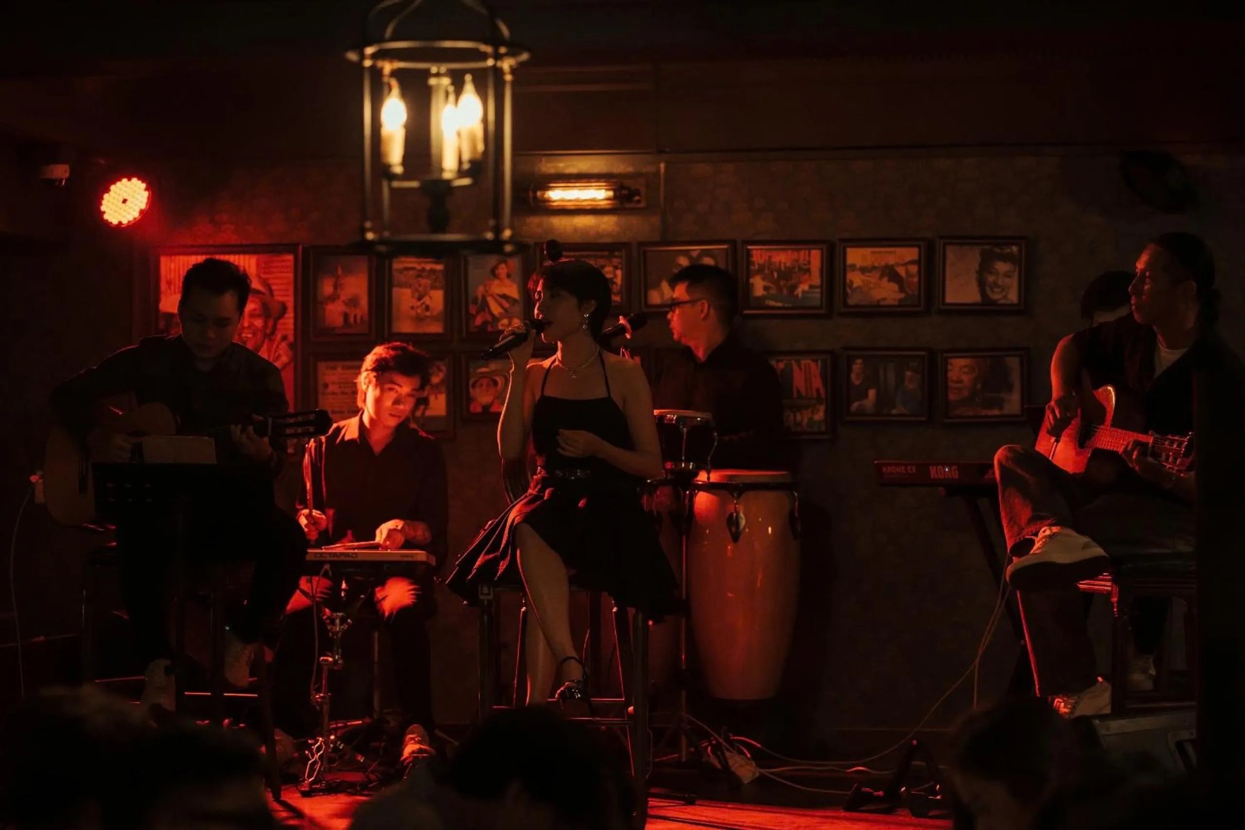 Lounge or bar in La Bonita Hotel and Apartments