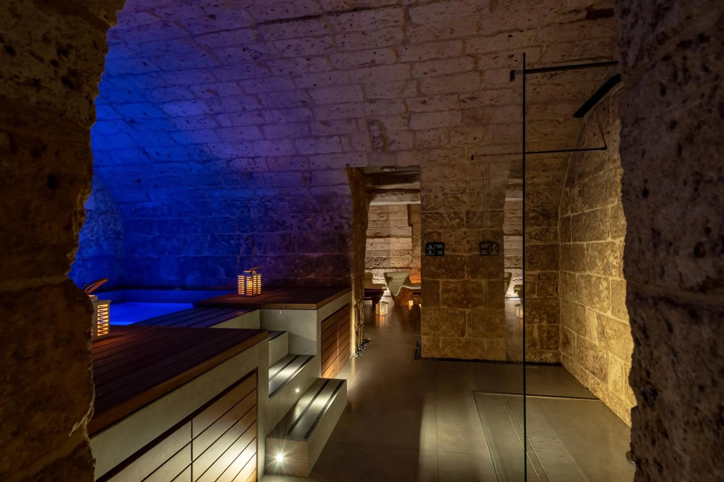 Spa and wellness centre/facilities in VIS urban suites & spa - Boutique Hotel