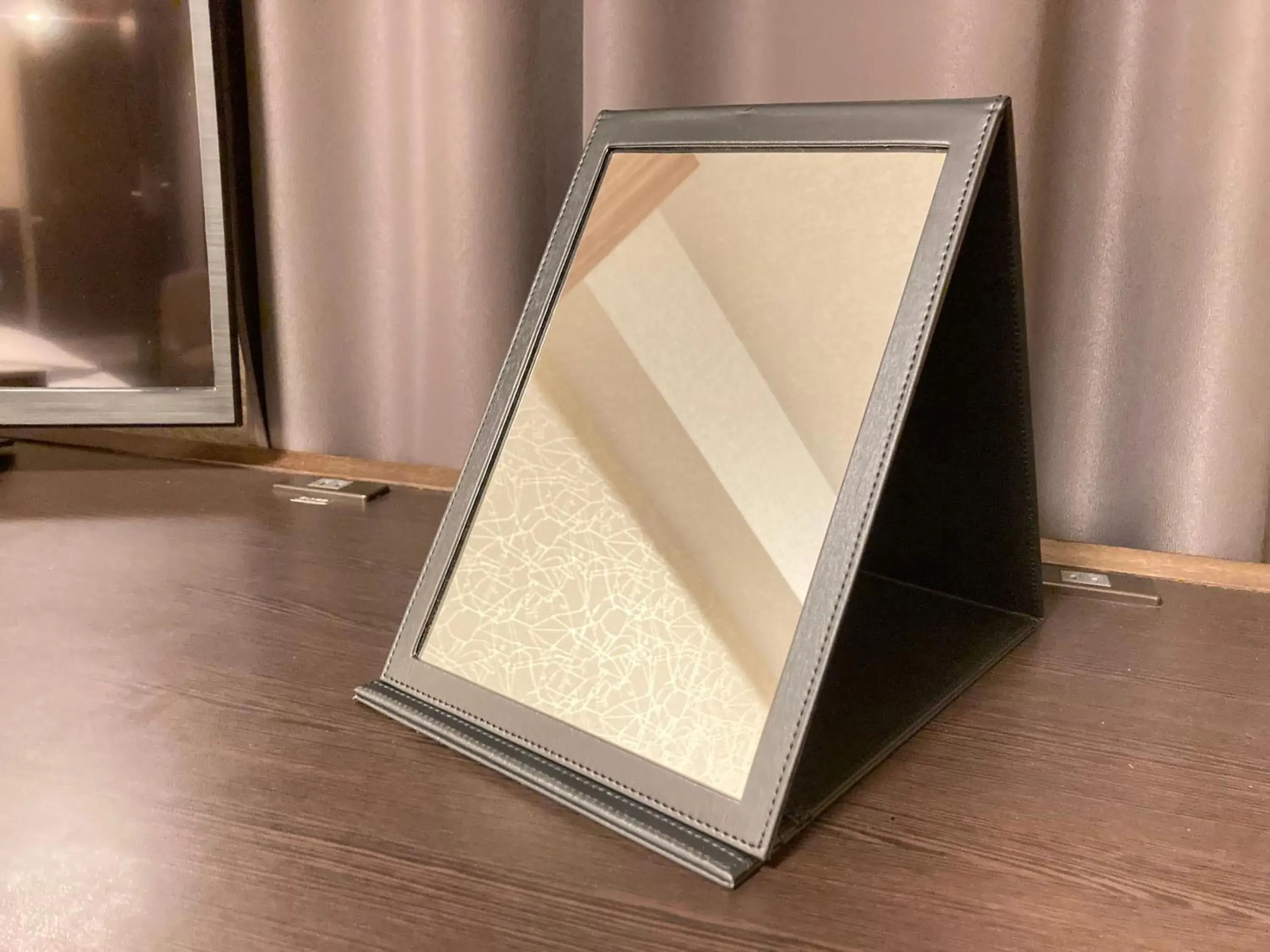 Compact Twin Room - Smoking in Richmond Hotel Akita Ekimae Compact Twin Room - Smoking in Richmond Hotel Akita Ekimae