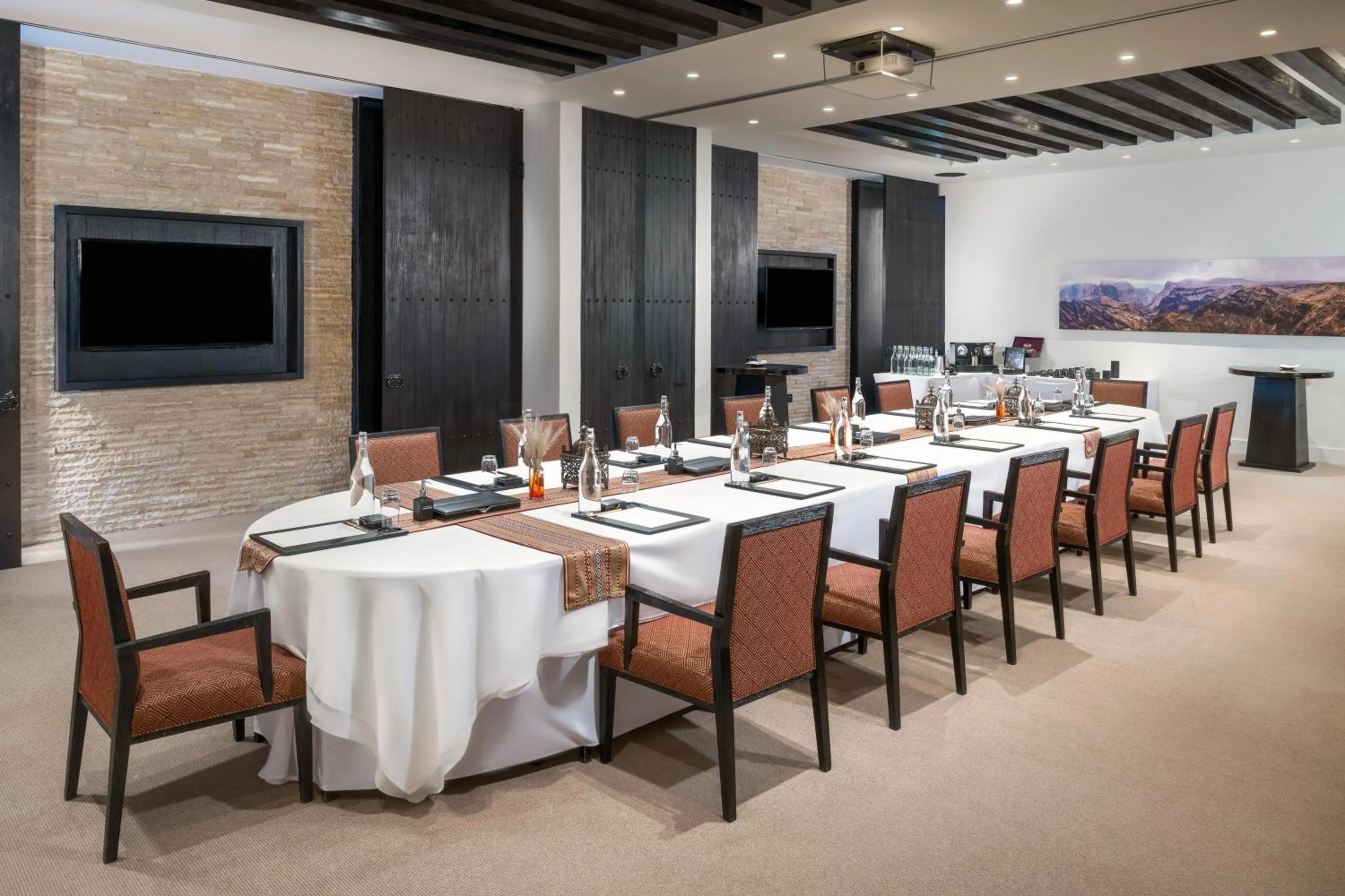 Meeting/conference room in Alila Jabal Akhdar