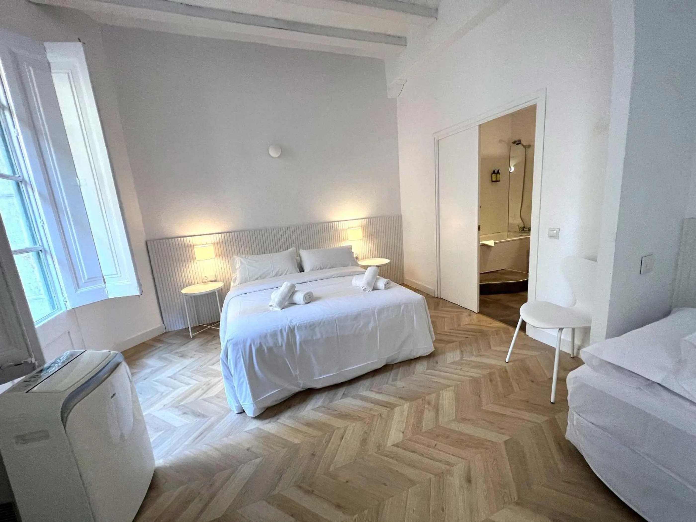 Bedroom, Bed in The MO GOTIC