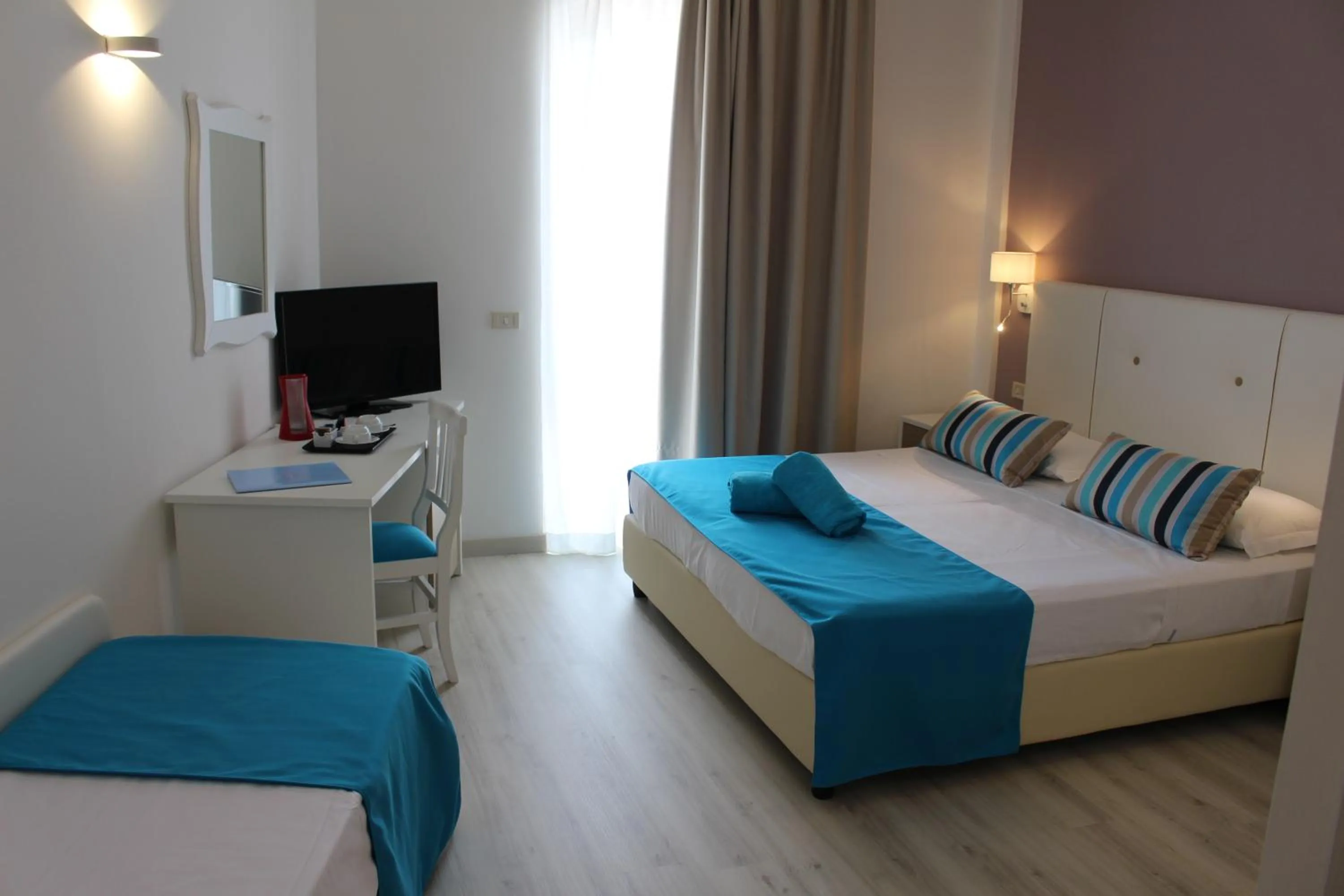 Bedroom, Bed in Nicolaus Prime Il Gabbiano Hotel