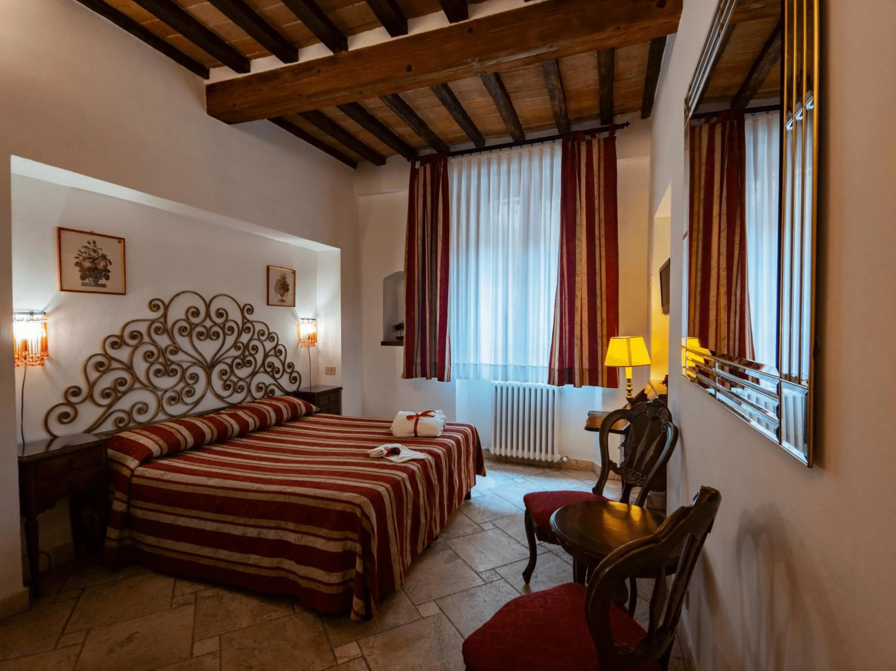 Bed in B&B Siena In Centro - Diffuso