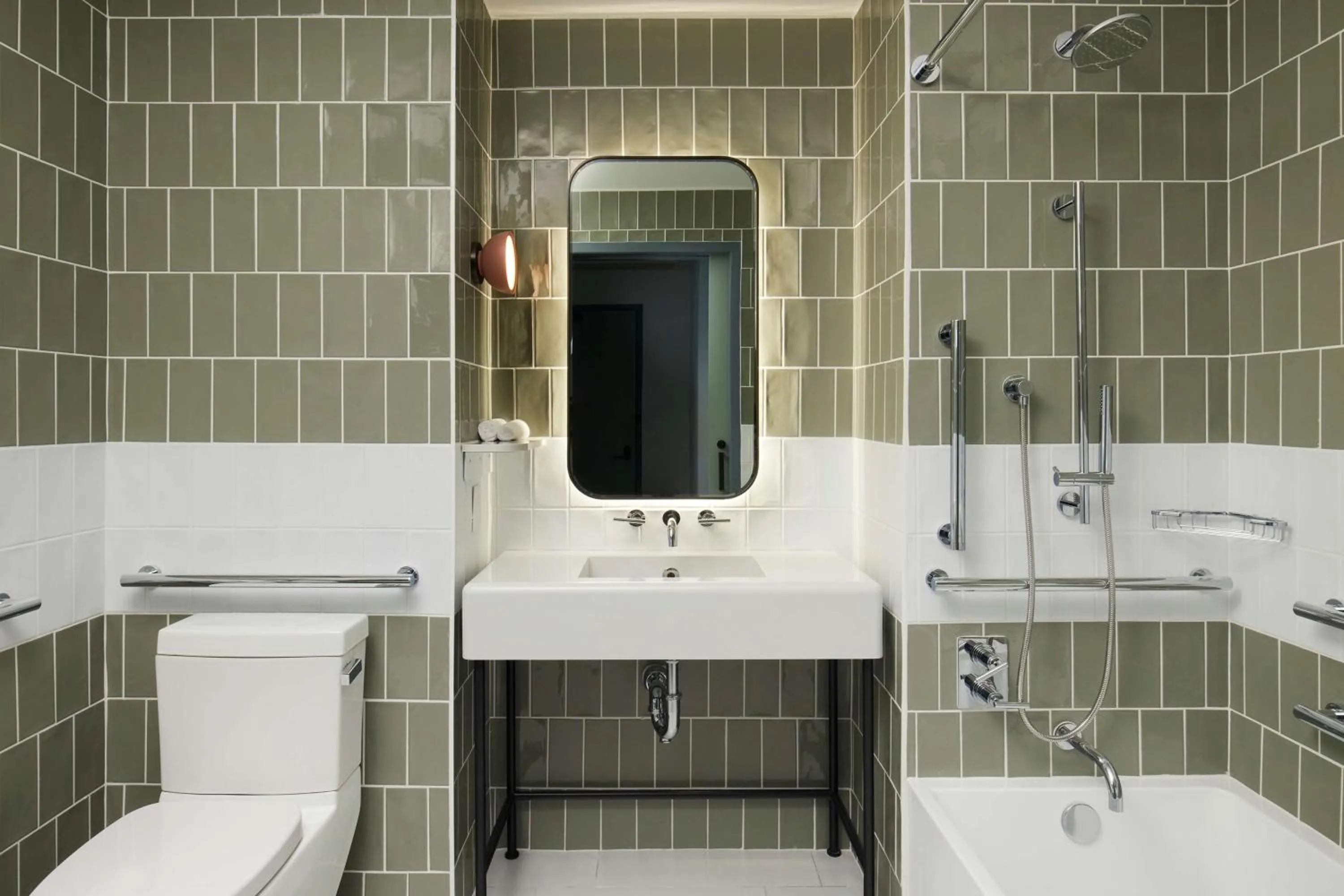 Bathroom in Arlo Wynwood Miami