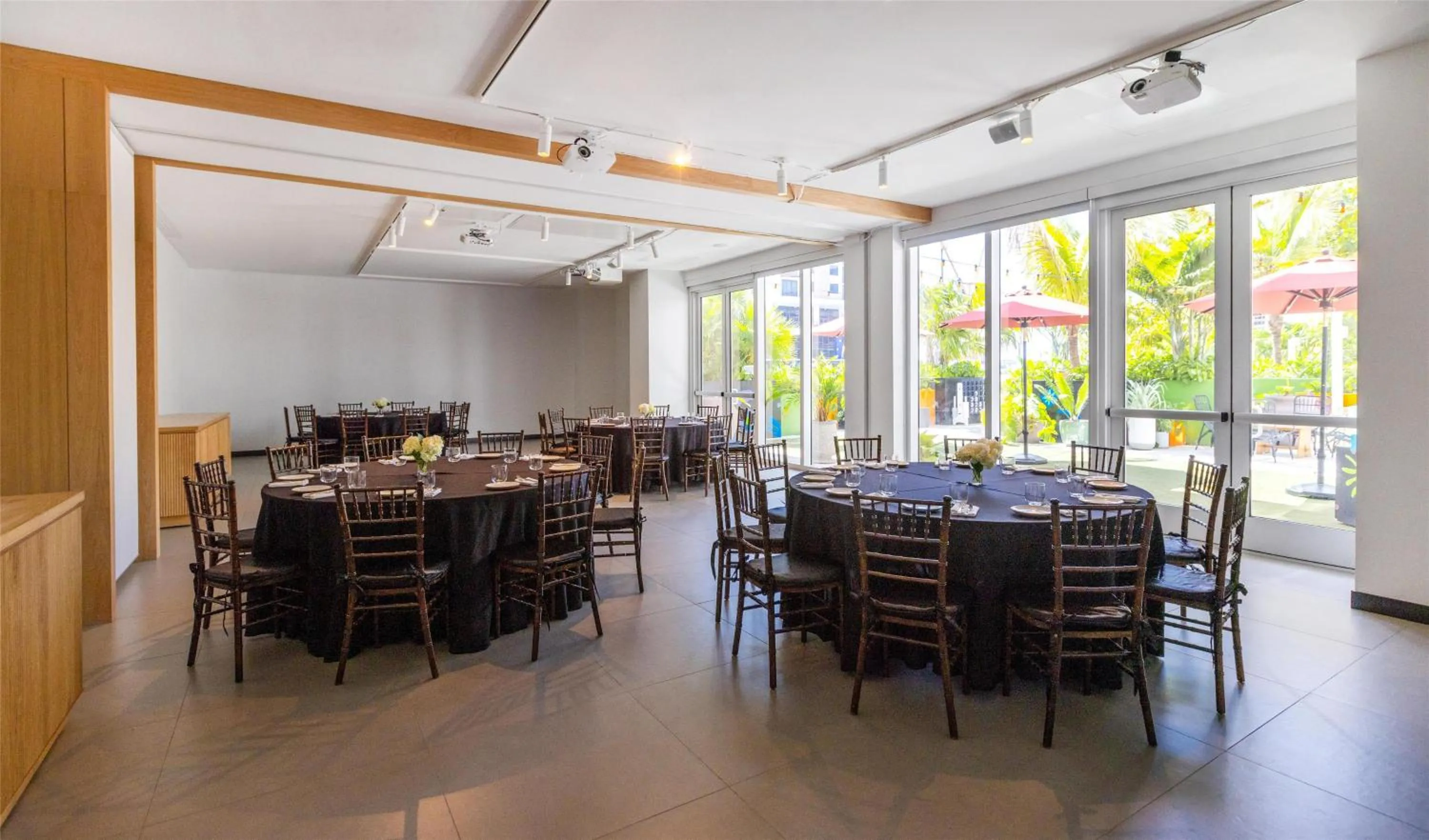 Meeting/conference room in Arlo Wynwood Miami