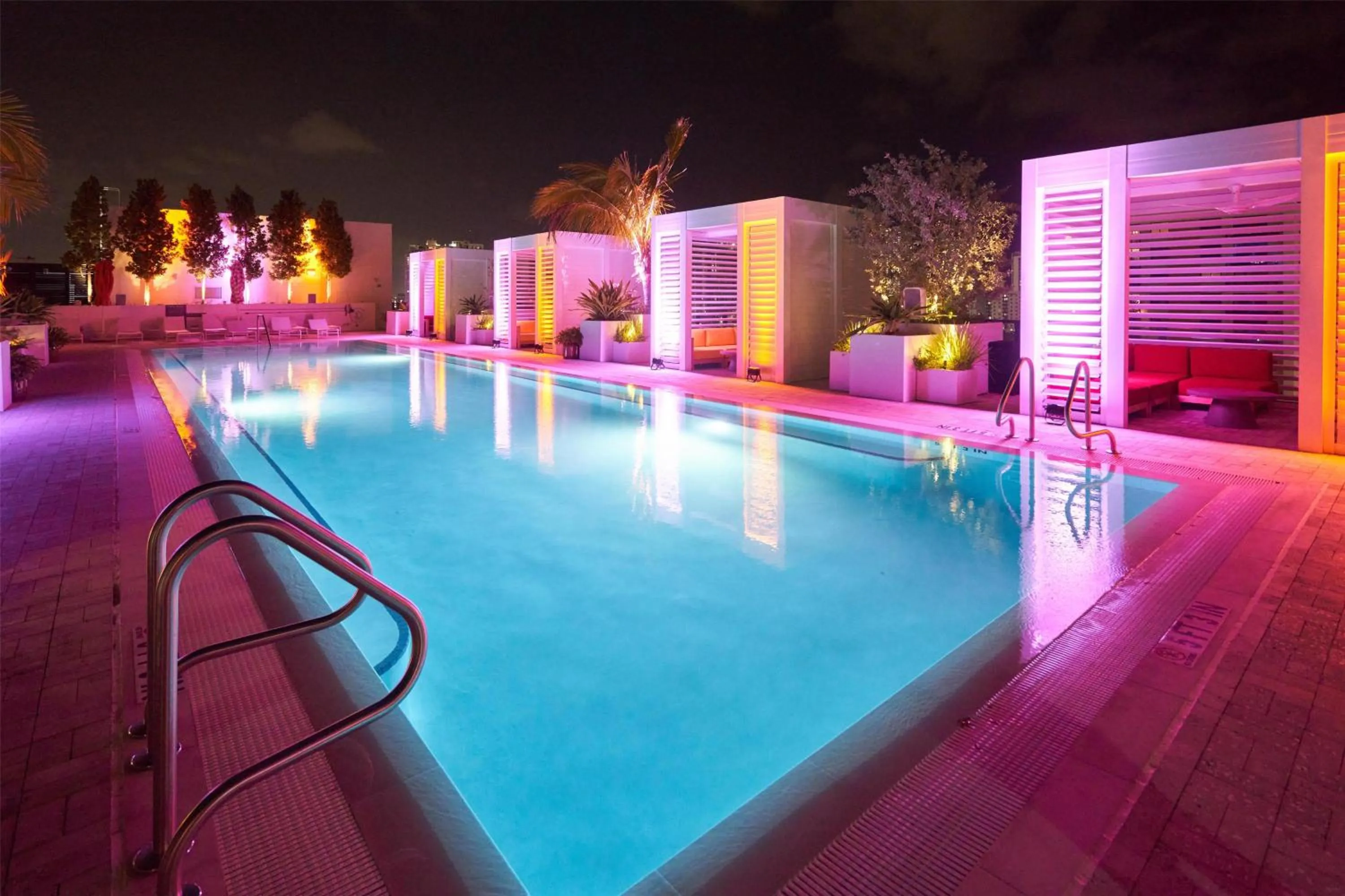 Pool view in Arlo Wynwood Miami