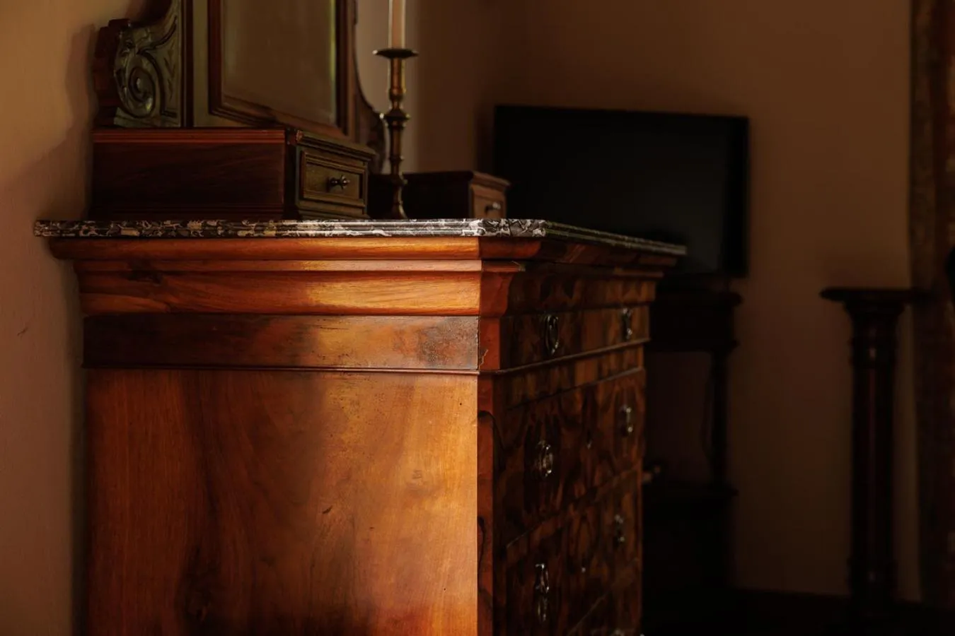 Decorative detail in Villa Rigacci