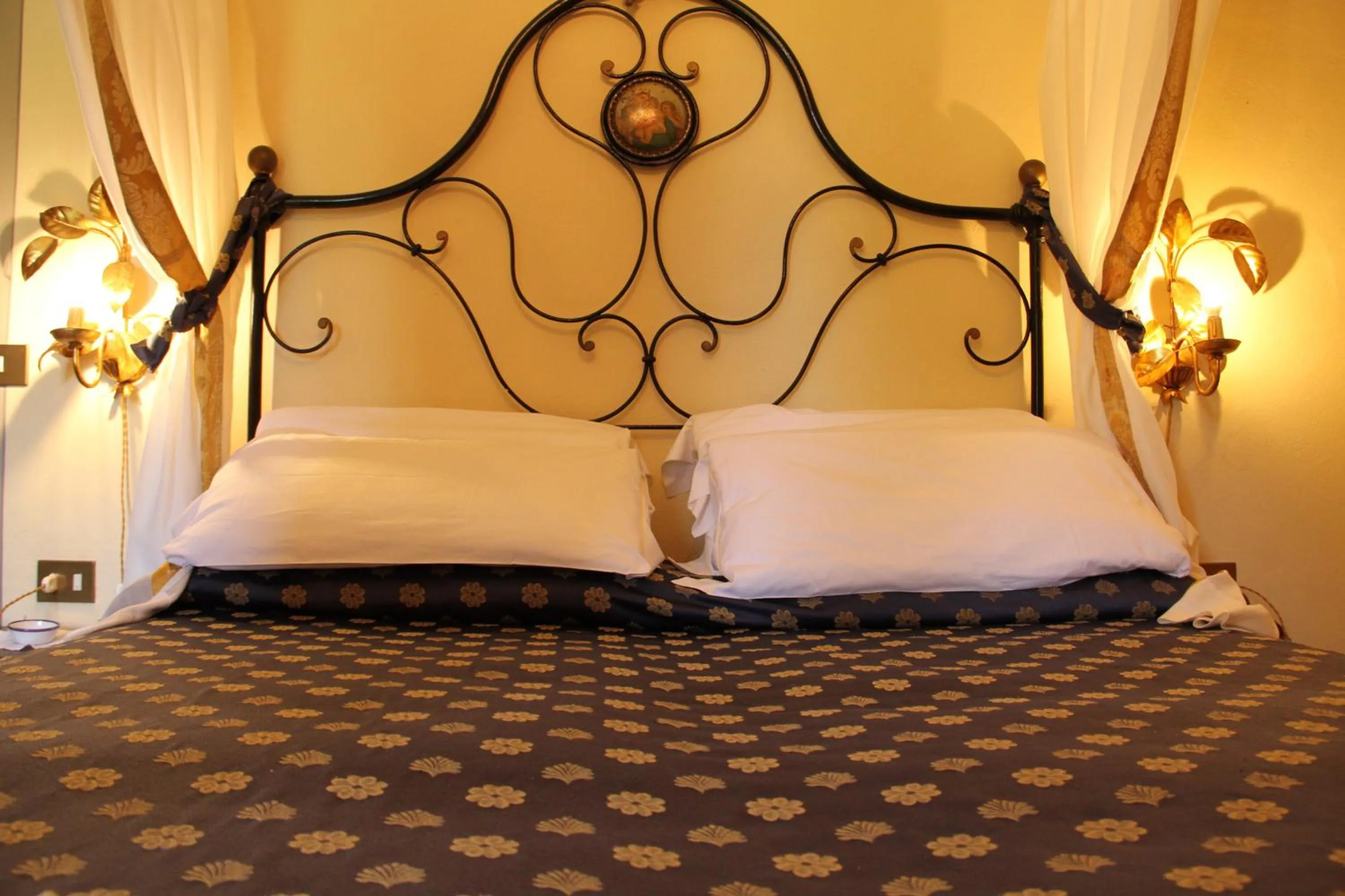 Bedroom, Bed in Villa Rigacci