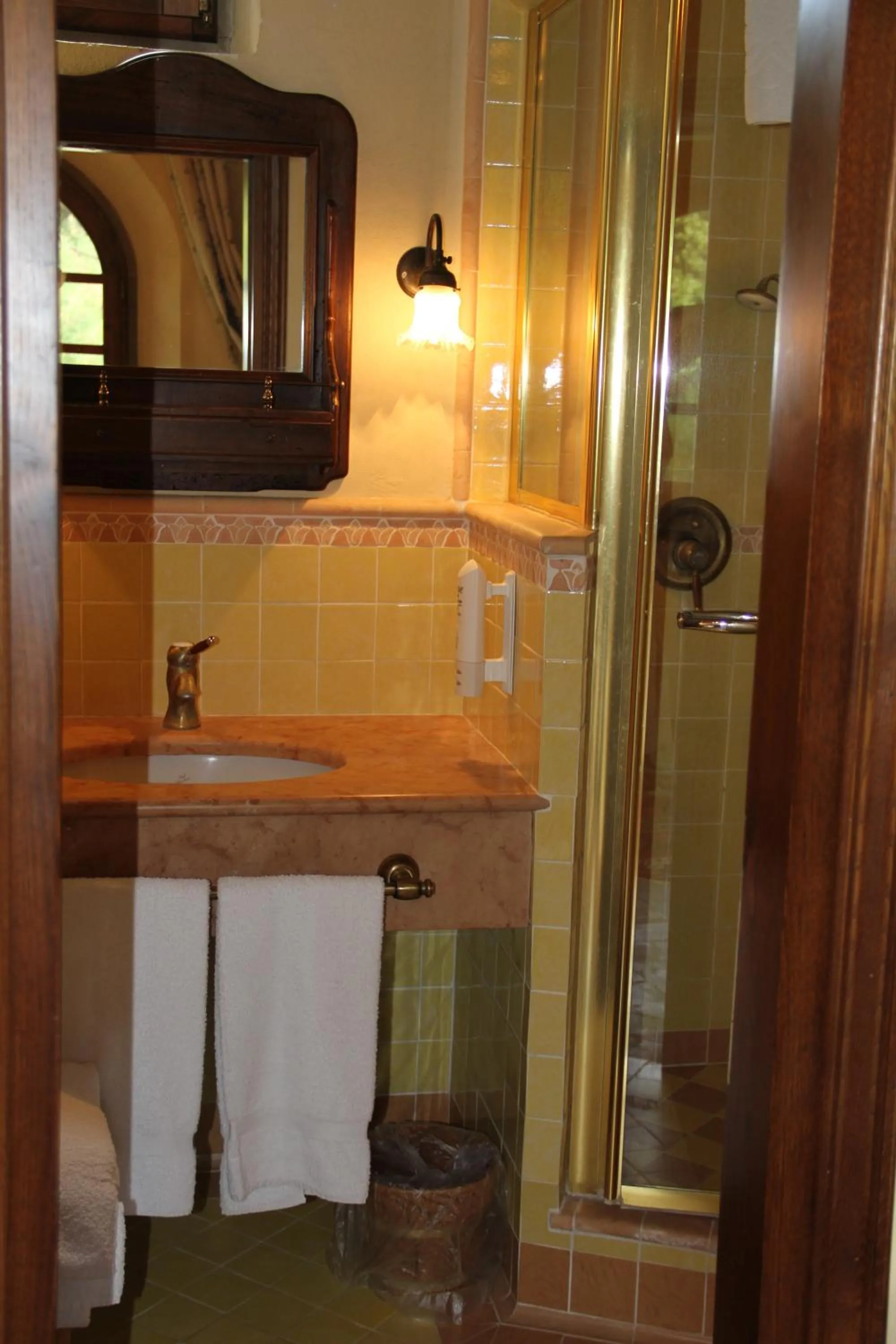 Shower in Villa Rigacci