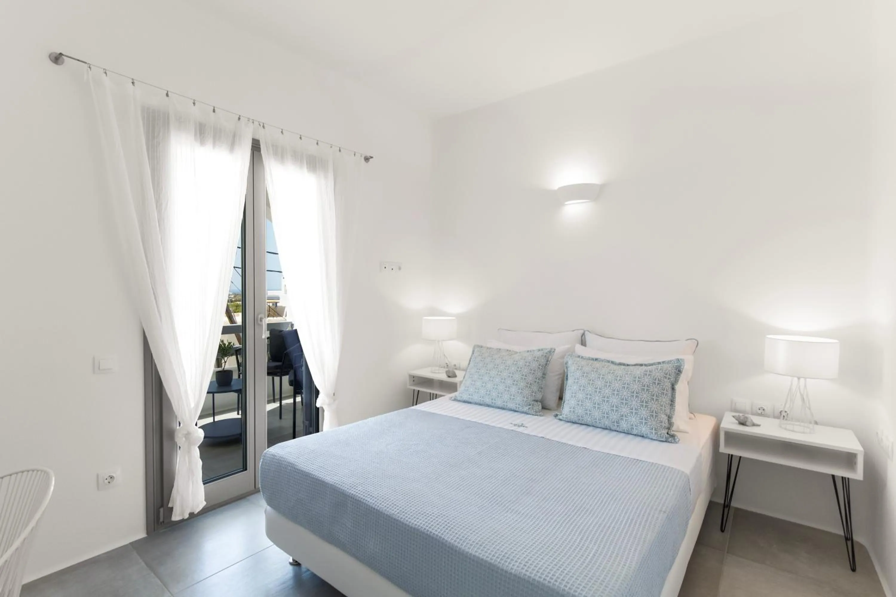 Bed in Alexander Suites