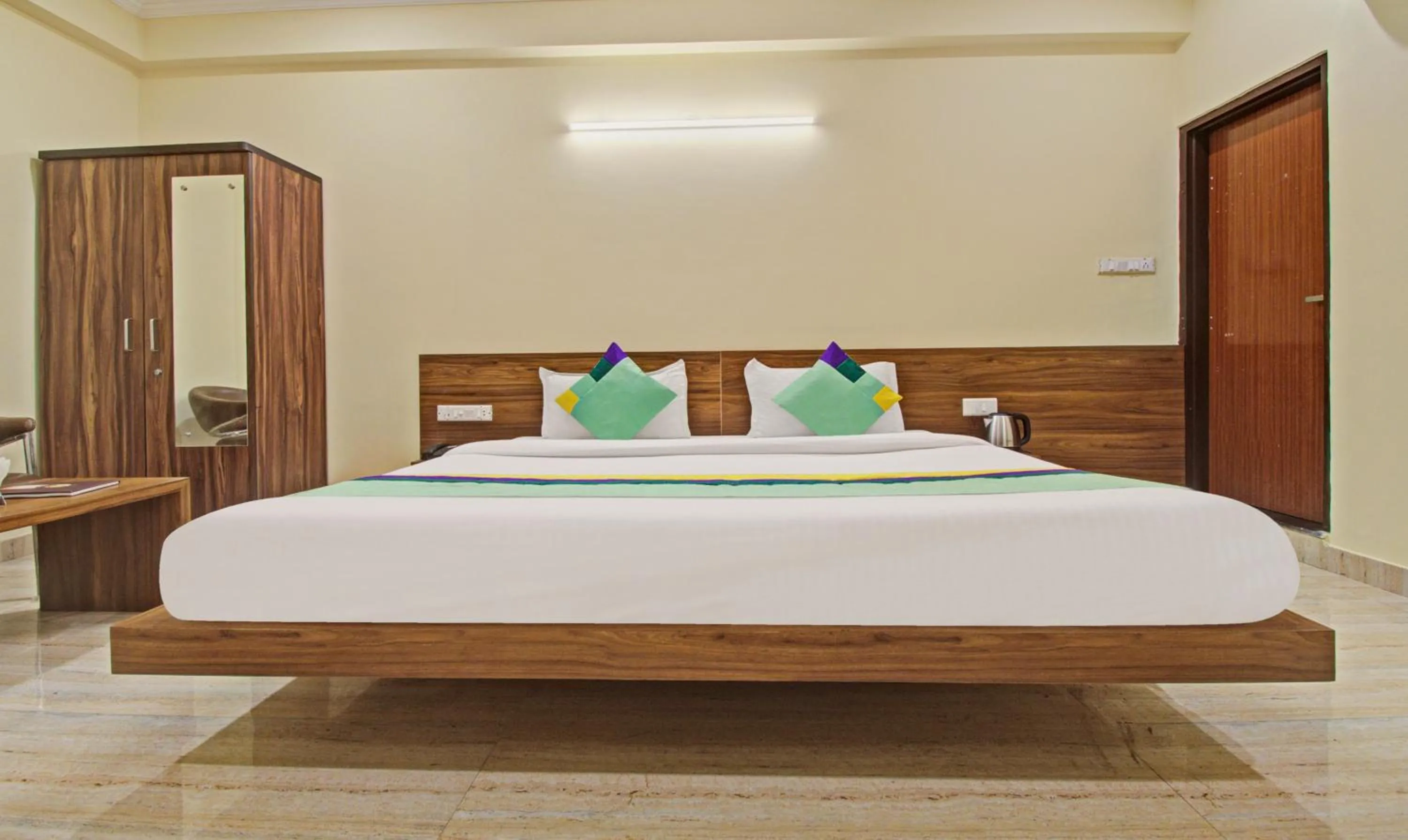 Bedroom, Bed in Hotel Rama Hindustani