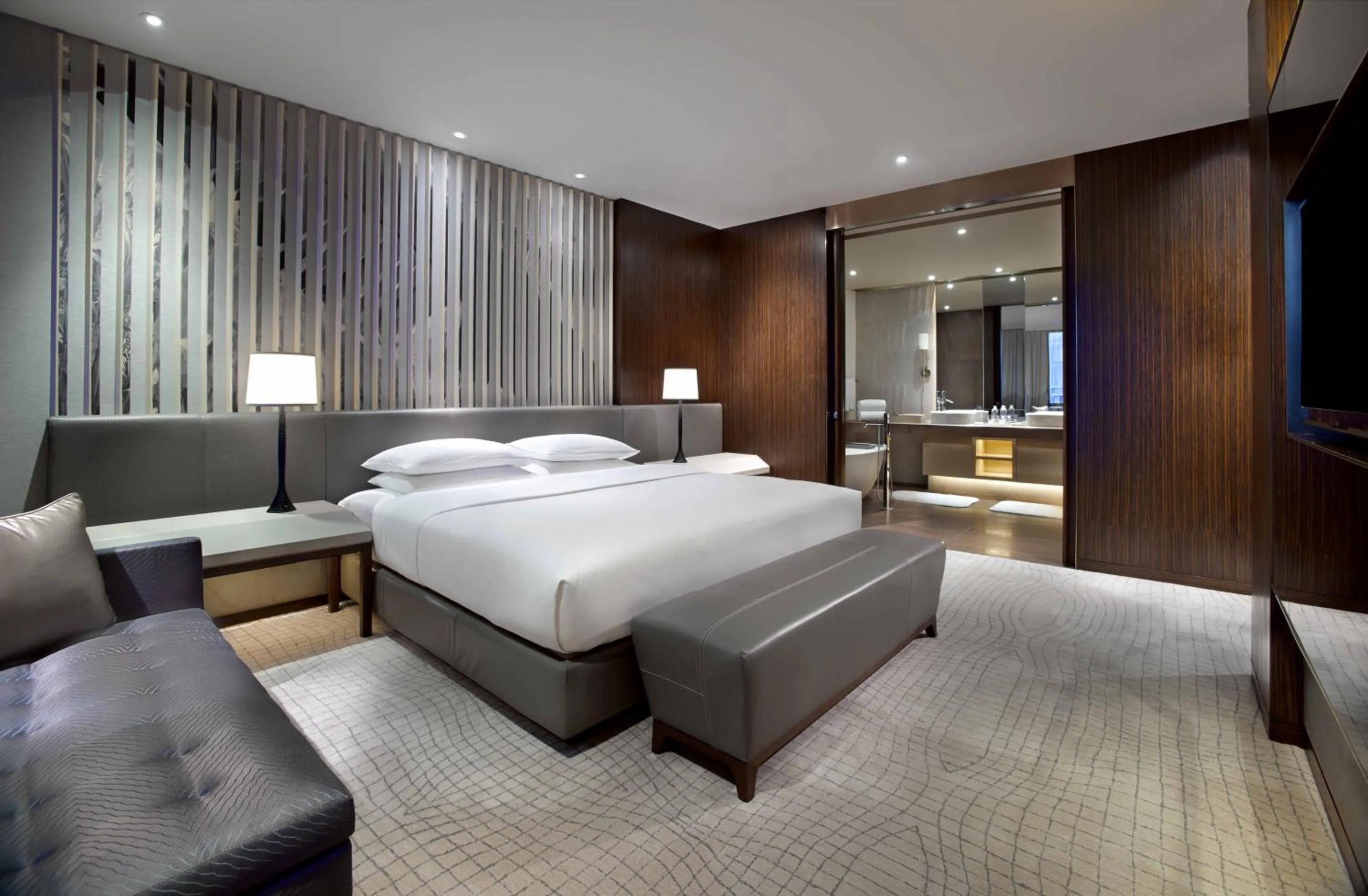 Photo of the whole room, Bed in Hyatt Regency Suzhou