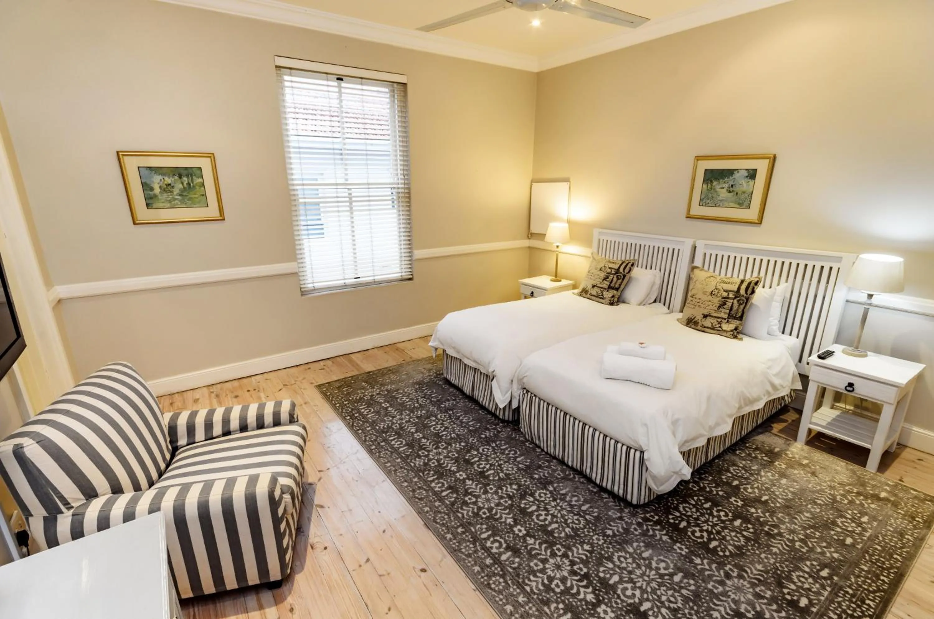 Photo of the whole room, Bed in First Avenue Guesthouse