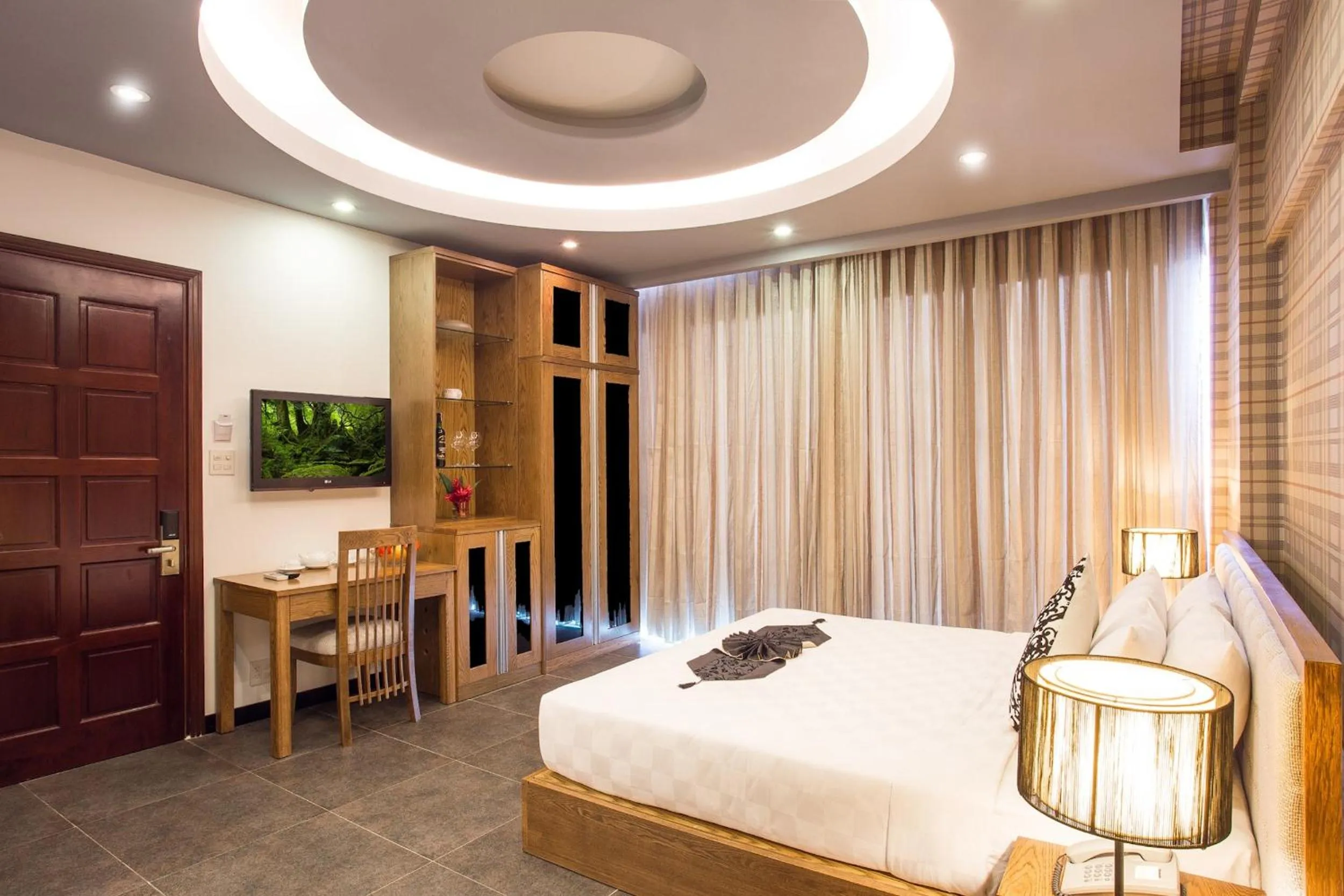 Bed in Valentine Hotel