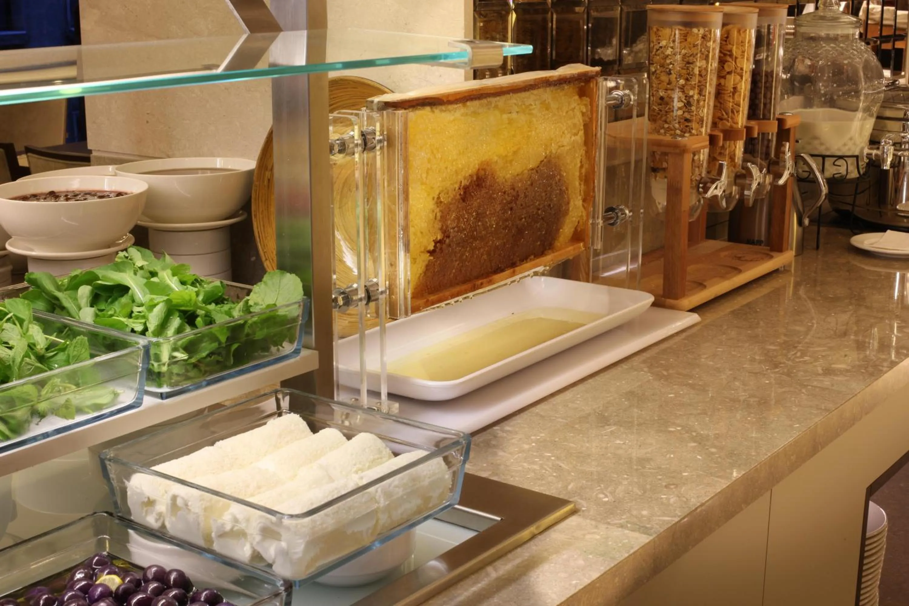 Restaurant/places to eat in Bentley Hotel Bosphorus - Special Class