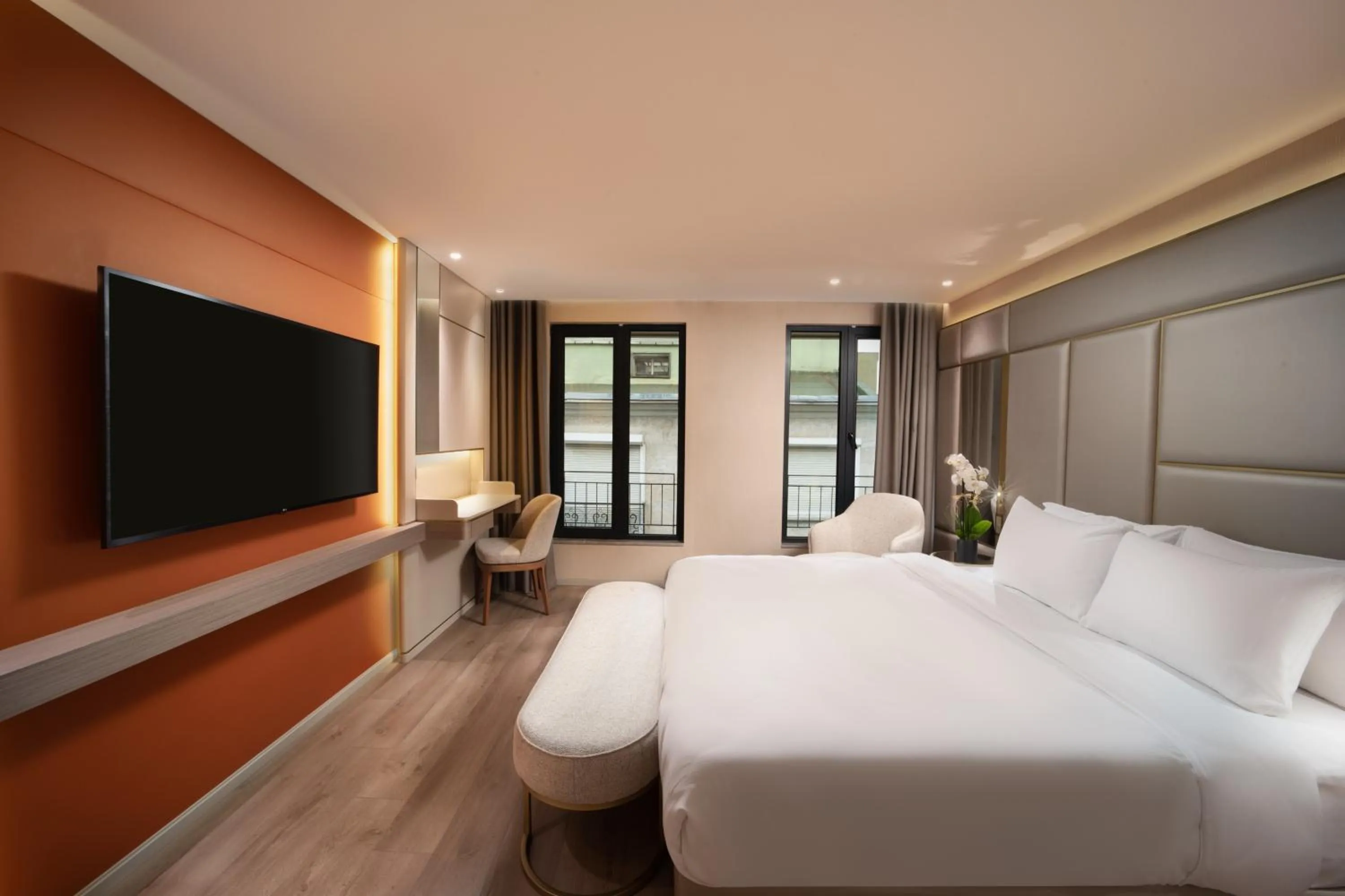 Bedroom, Bed in Bentley Hotel Bosphorus - Special Class