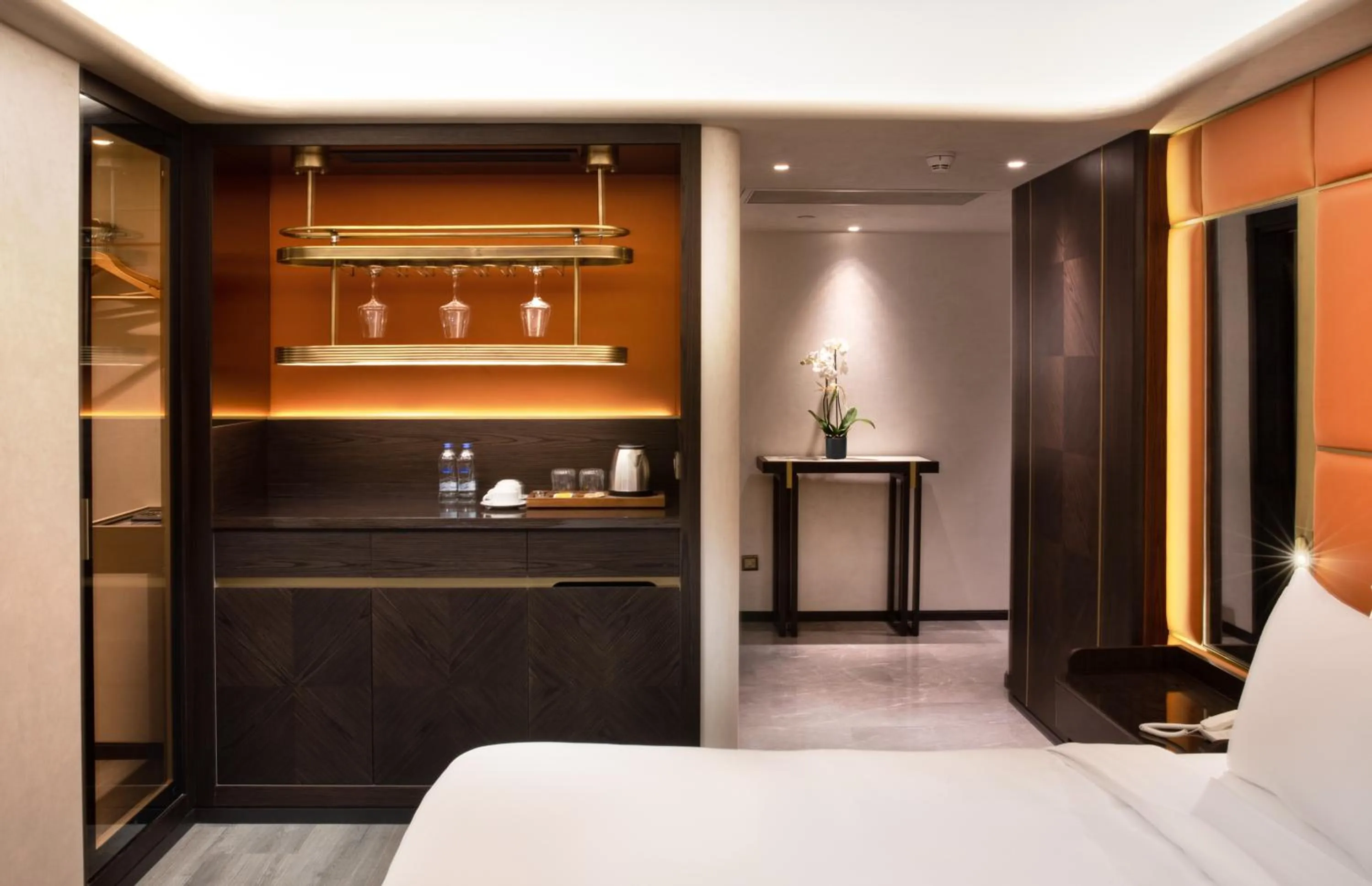 Photo of the whole room, Bed in Bentley Hotel Bosphorus - Special Class