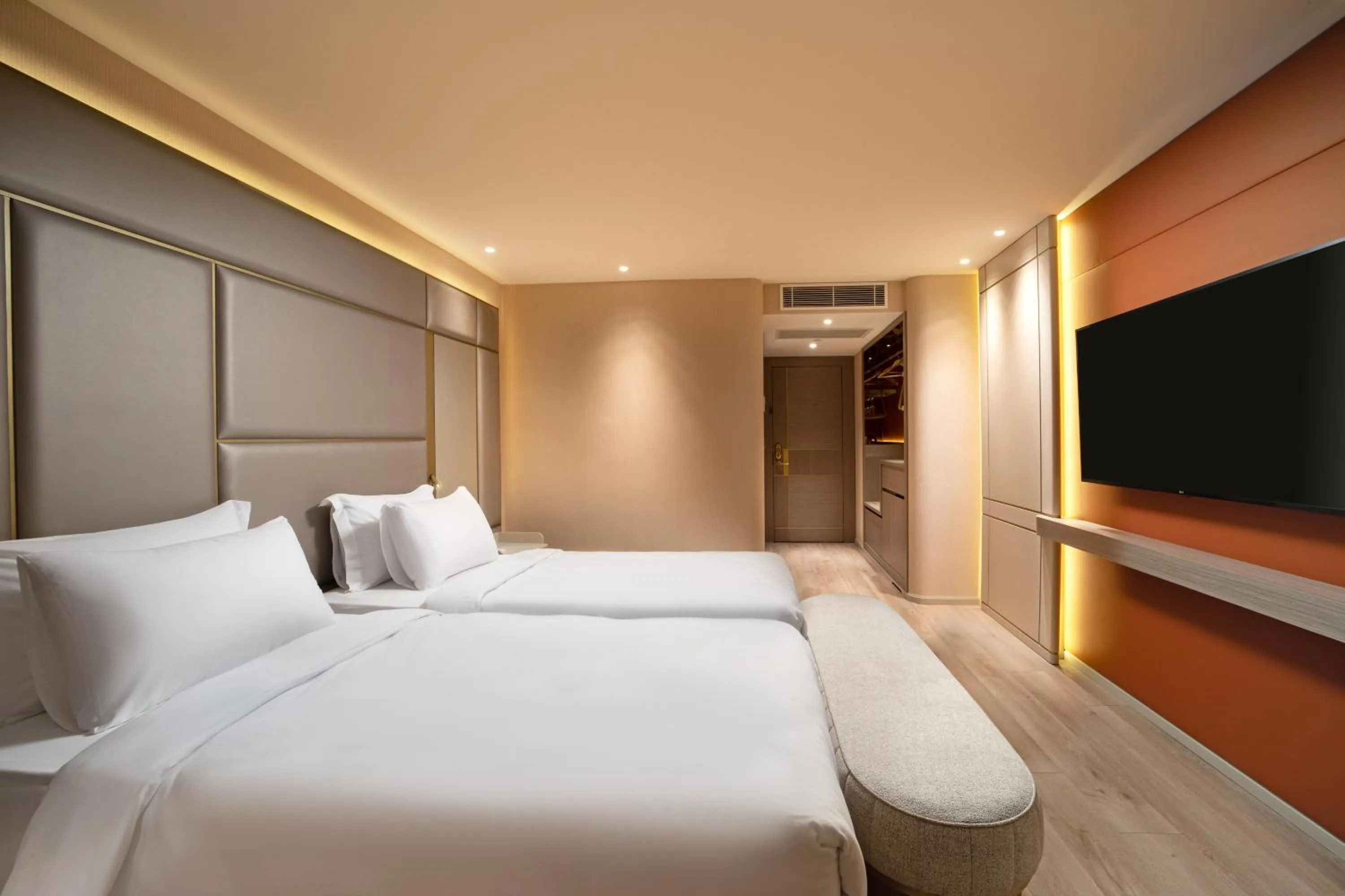 Photo of the whole room, Bed in Bentley Hotel Bosphorus - Special Class