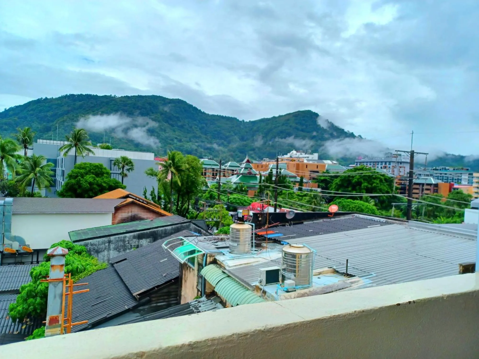 Property building in Happy Holidays Patong
