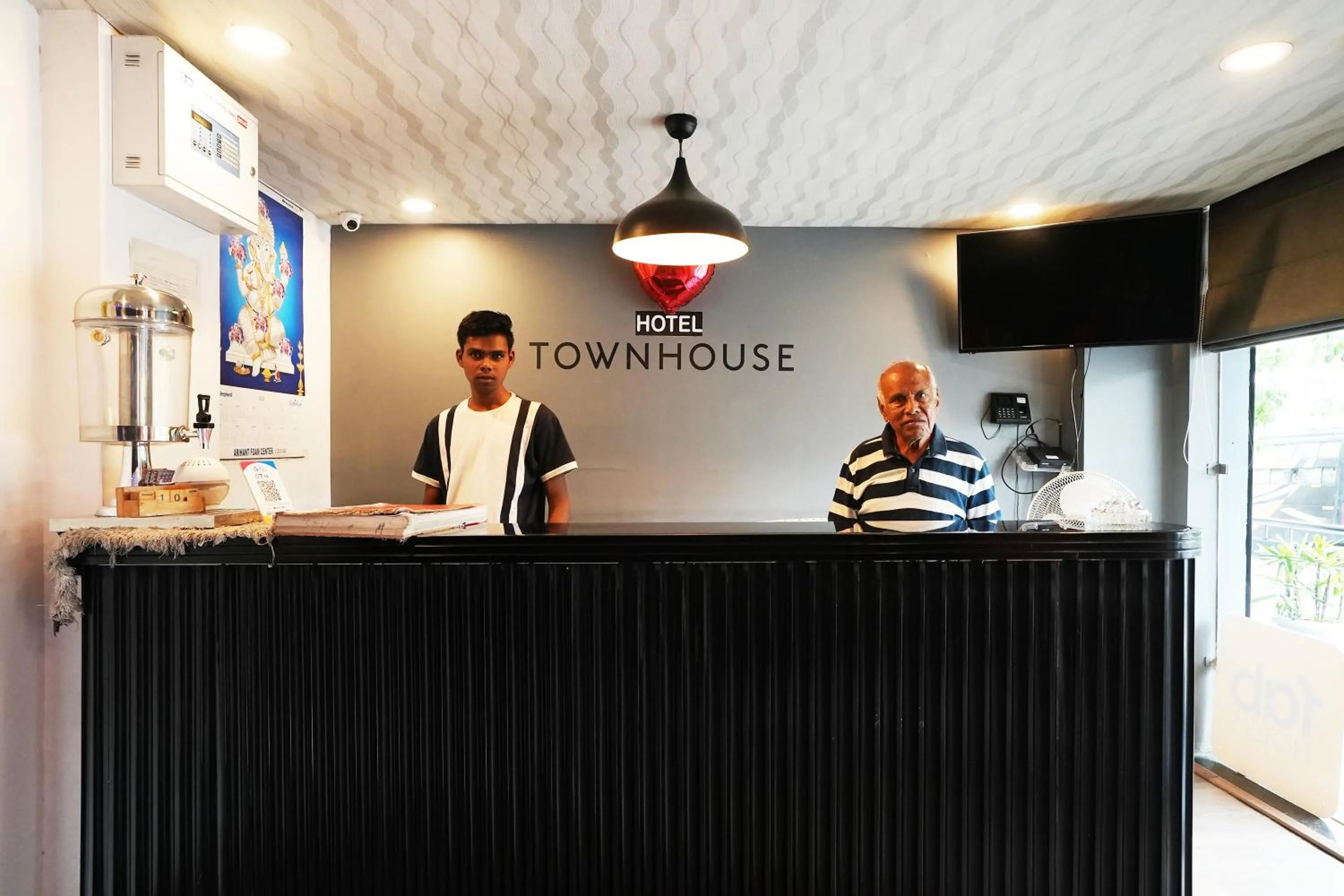 Lobby or reception in Hotel Townhouse at Udaipur City Railway Station