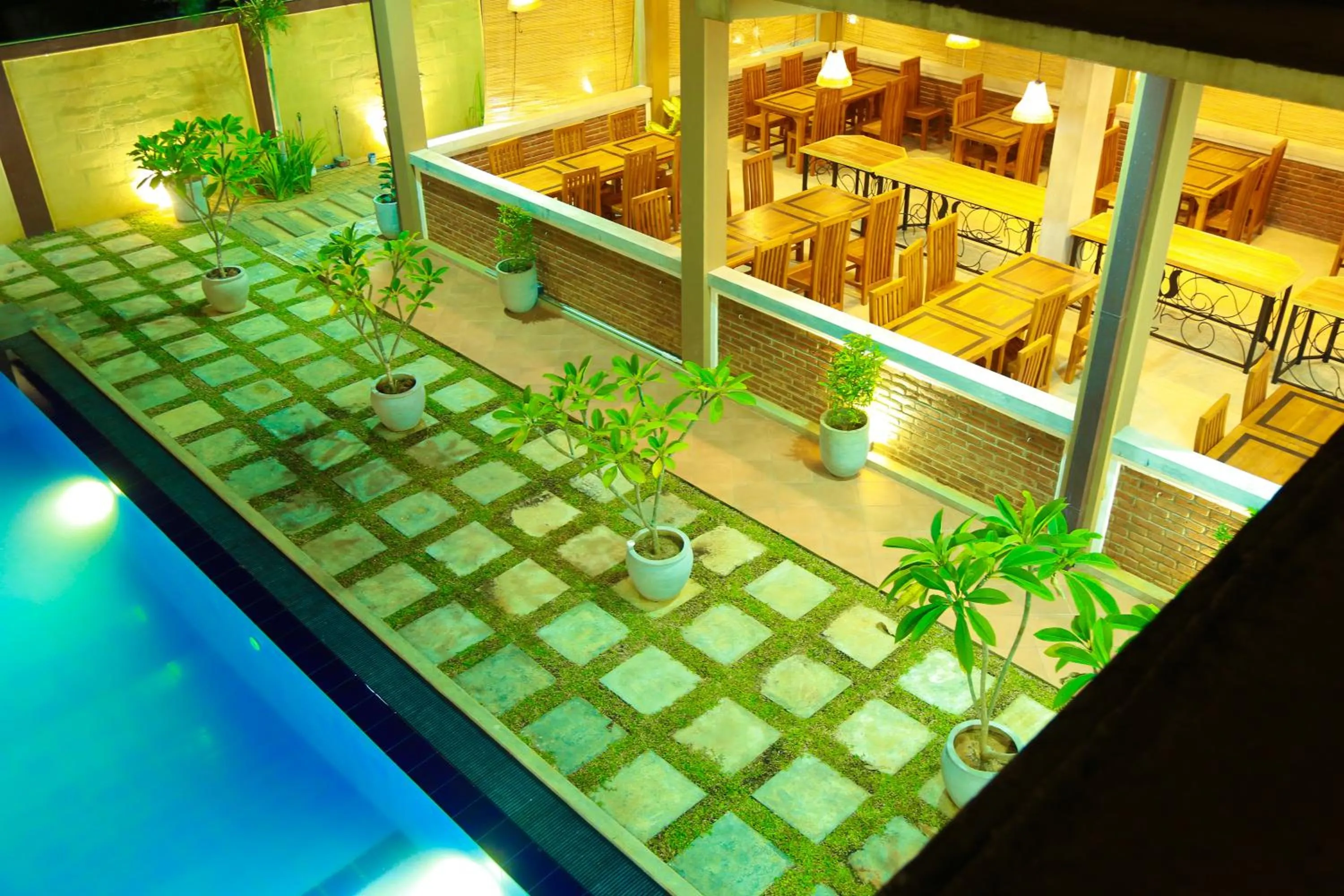 Swimming pool in Ali Weta Safari Resort